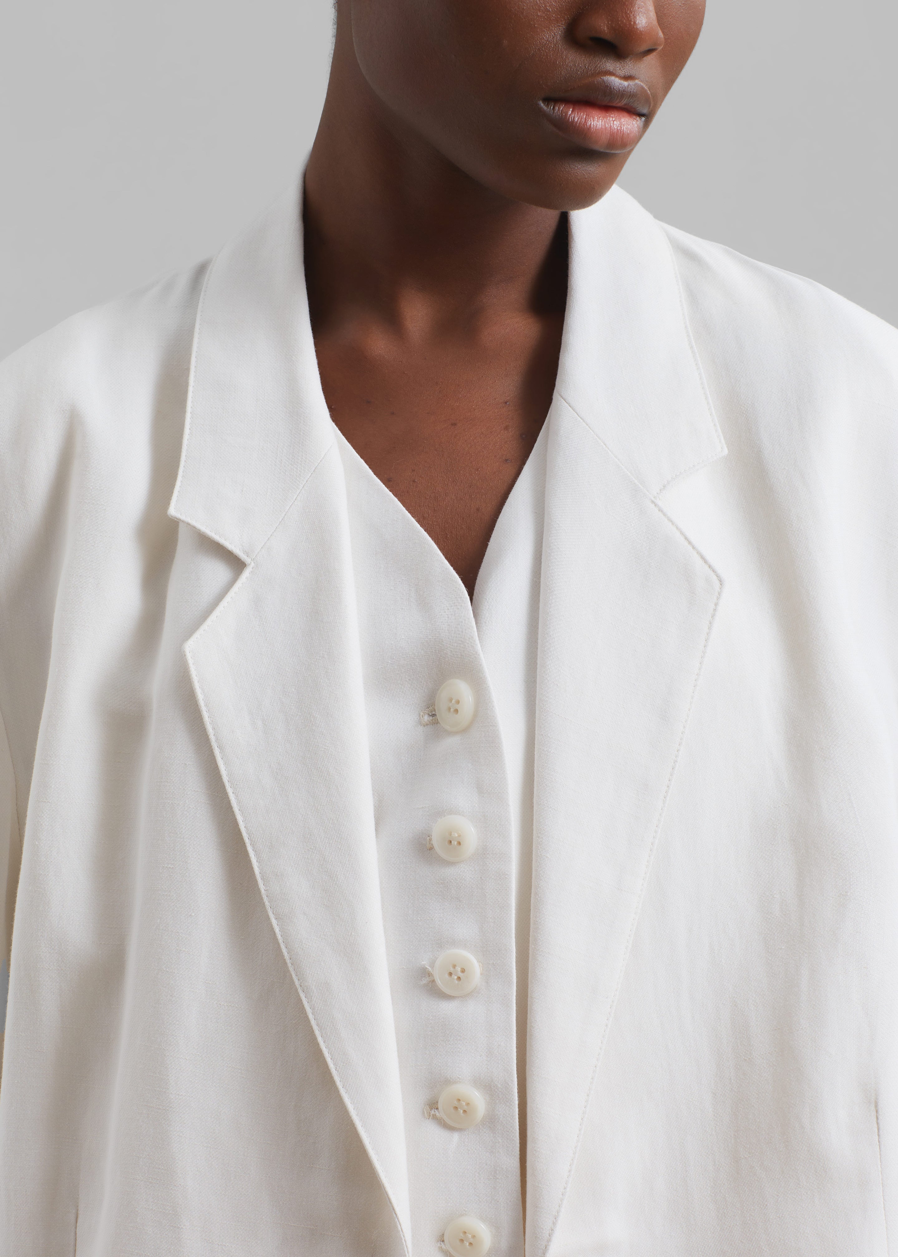 Aiden Blazer - White - 6