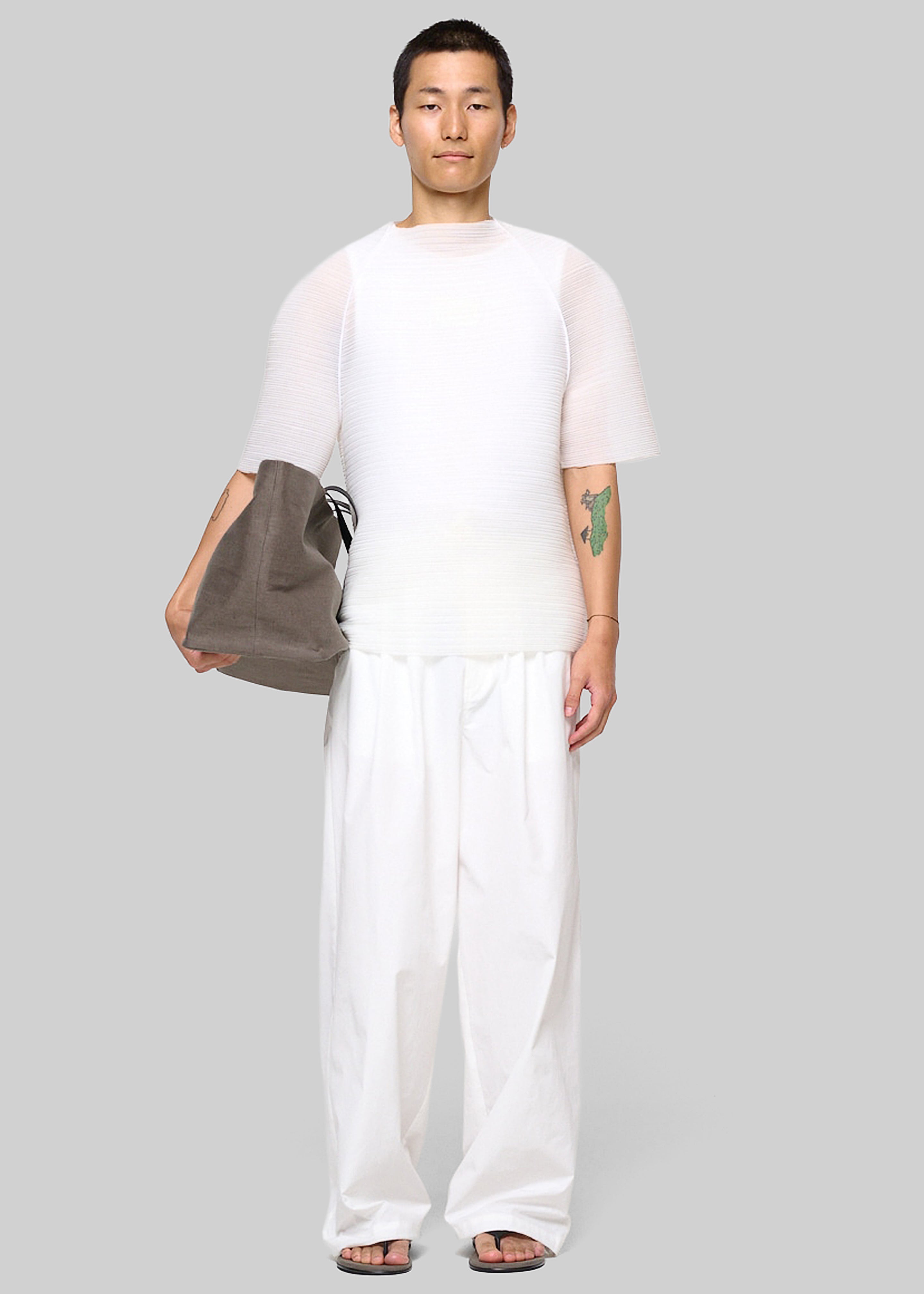 Amomento Men's Pleats Raglan Top - White – The Frankie Shop Europe