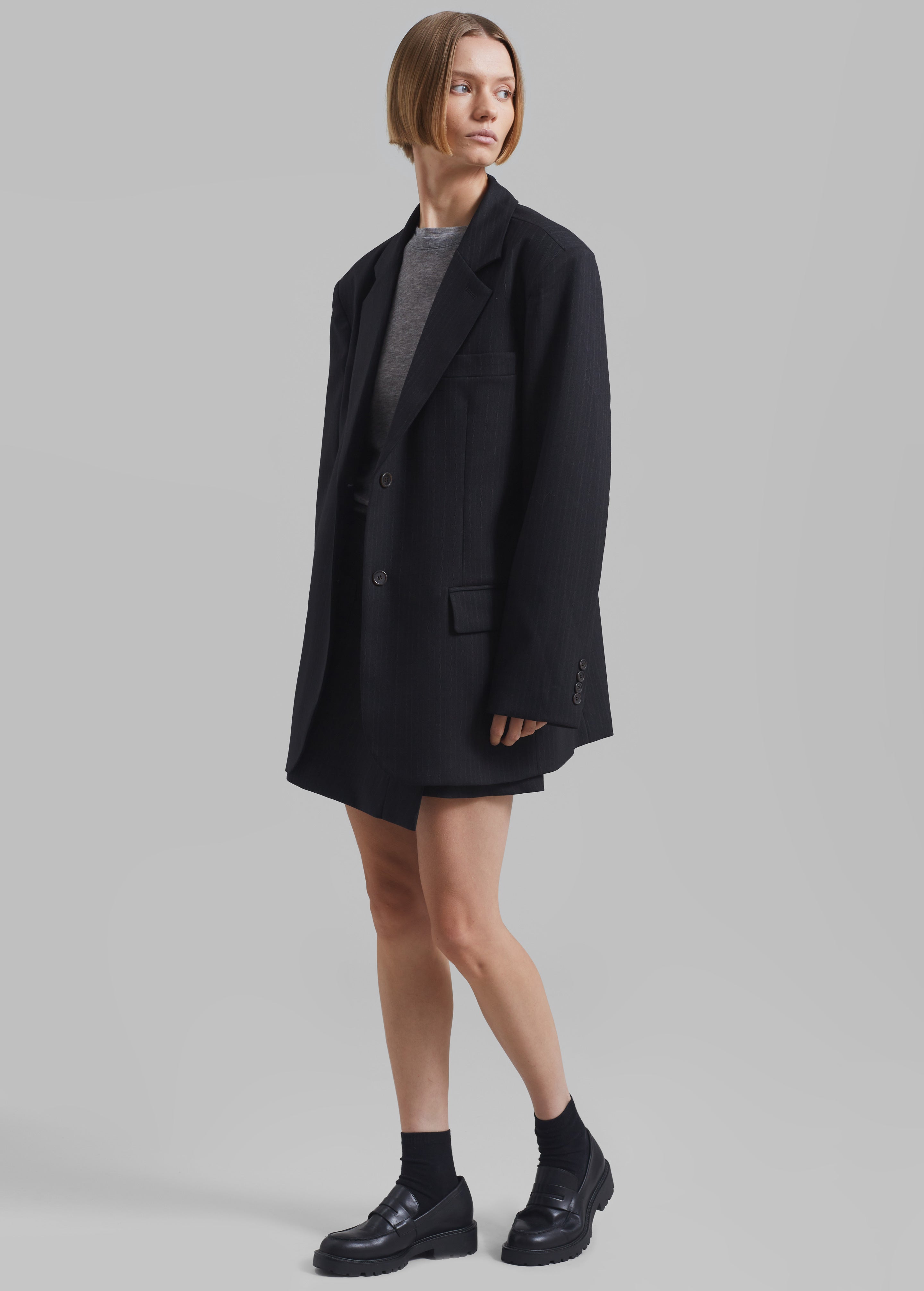 Aris Blazer - Black Pinstripe - 12