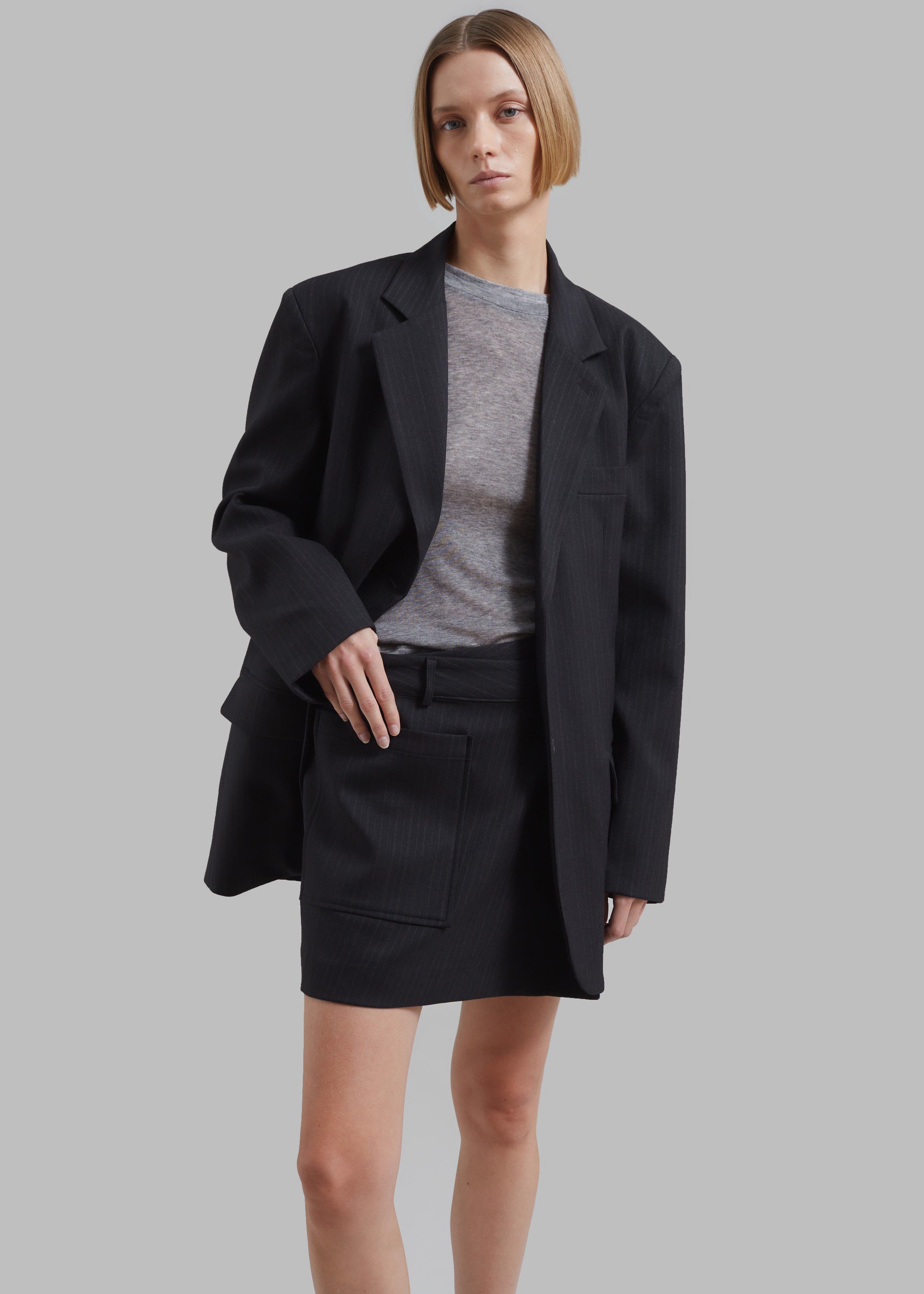 Aris Blazer - Black Pinstripe - 13
