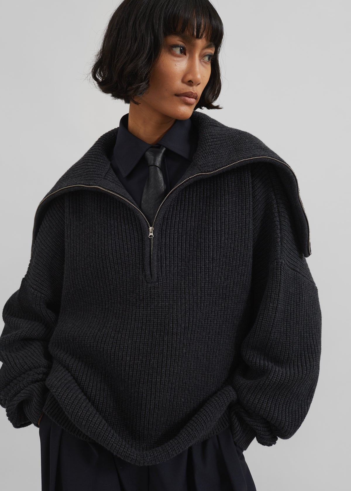 Hazel Oversized Wool Jumper - Dark Grey - 10