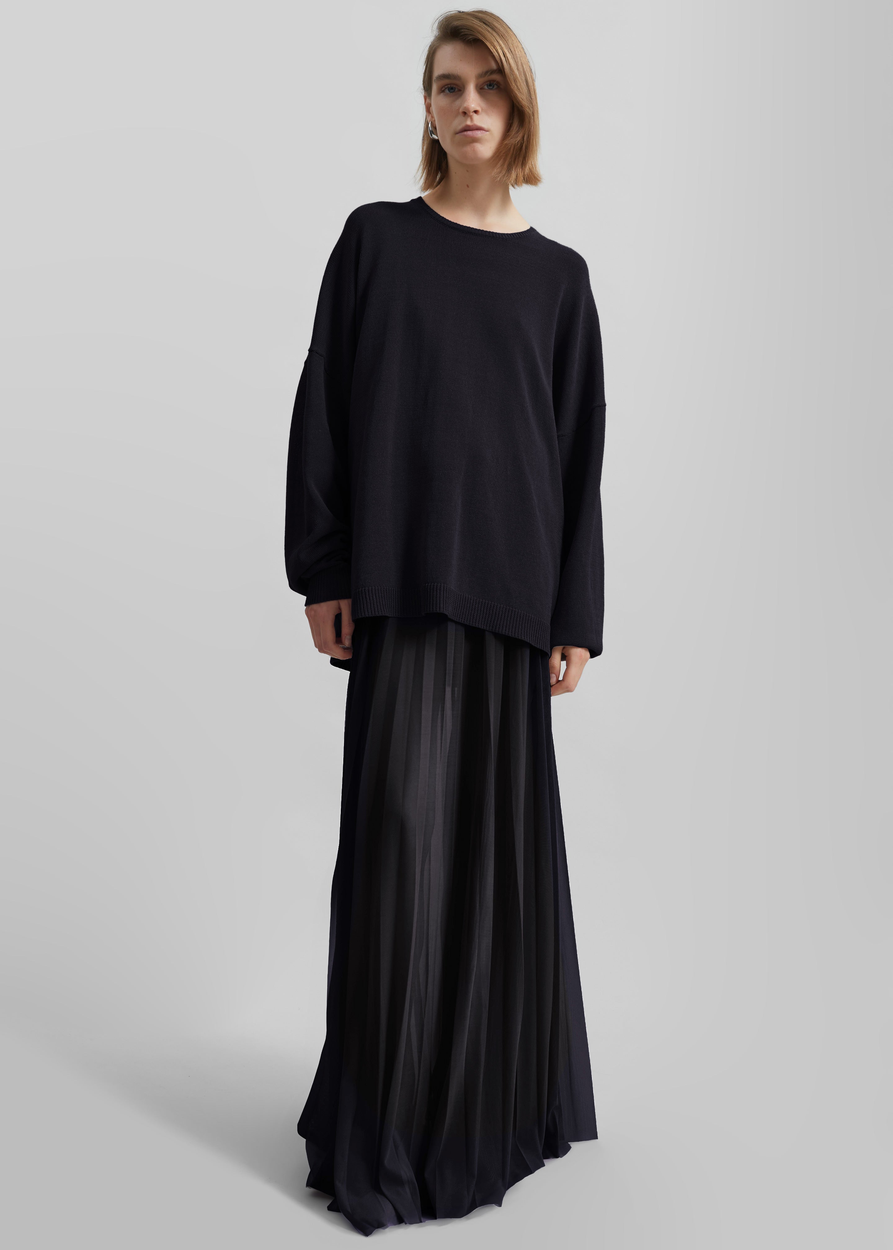 Basel Crew Neck Sweater - Black - 3
