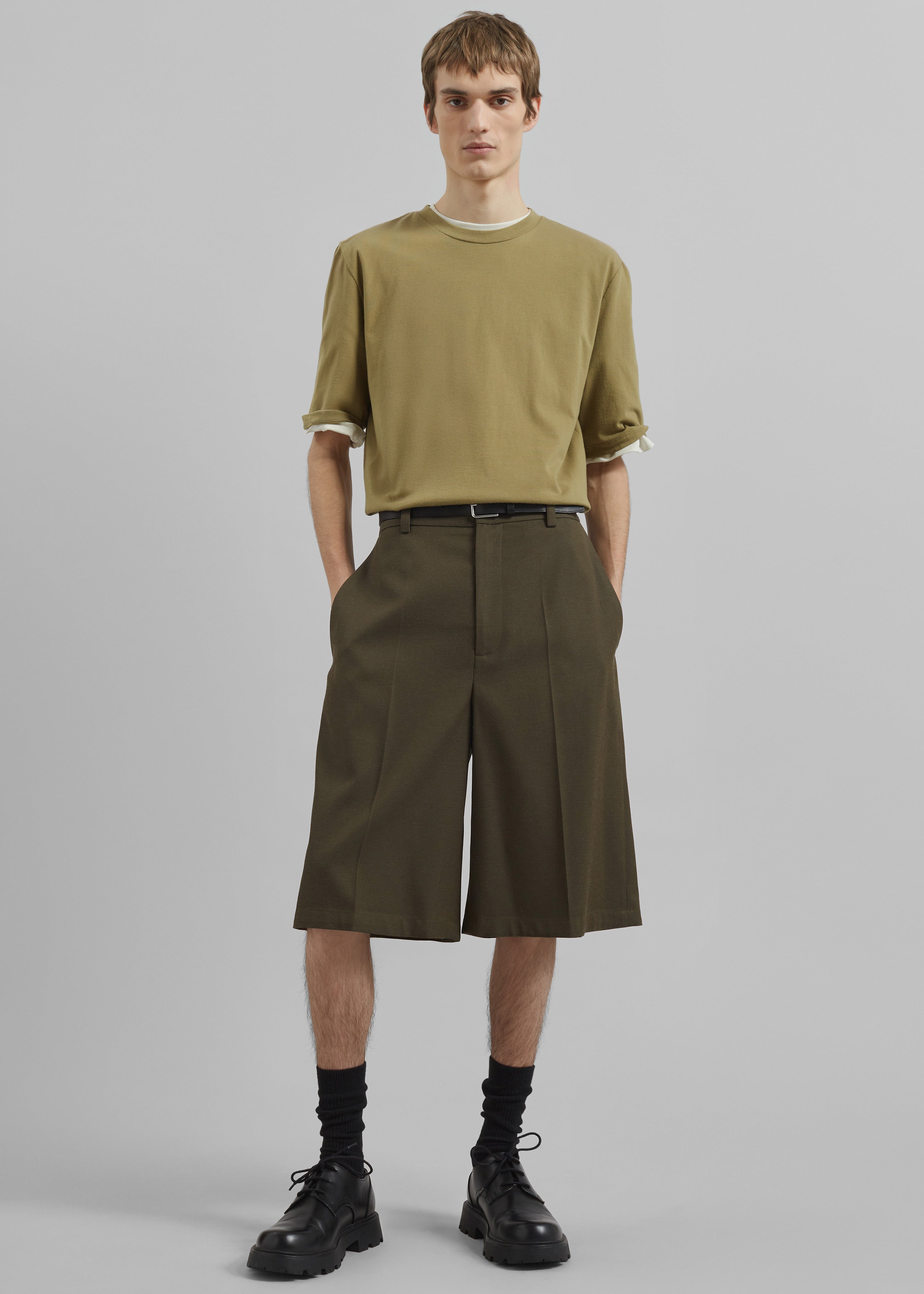 Belgrave Bermuda Shorts - Army Green - 1
