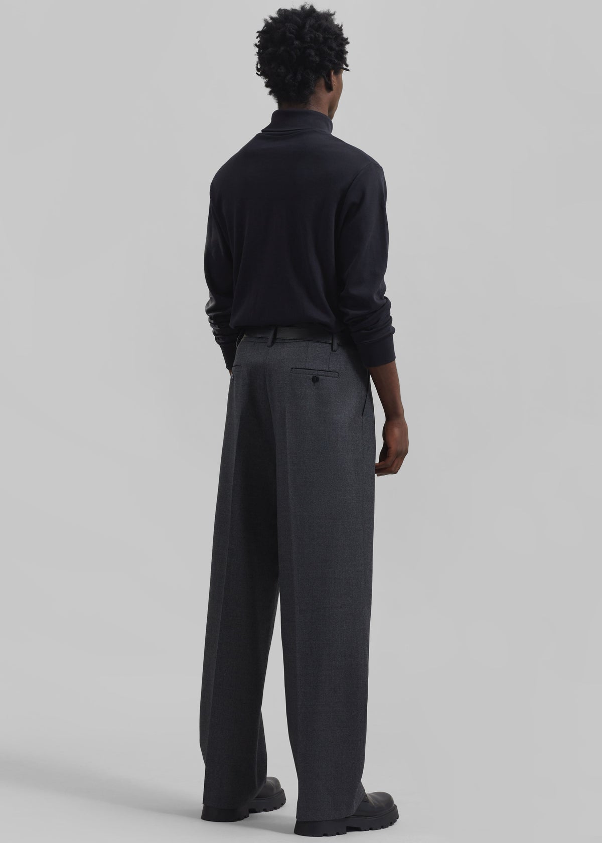 Beo Wool Flannel Suit Pants - Charcoal - 8