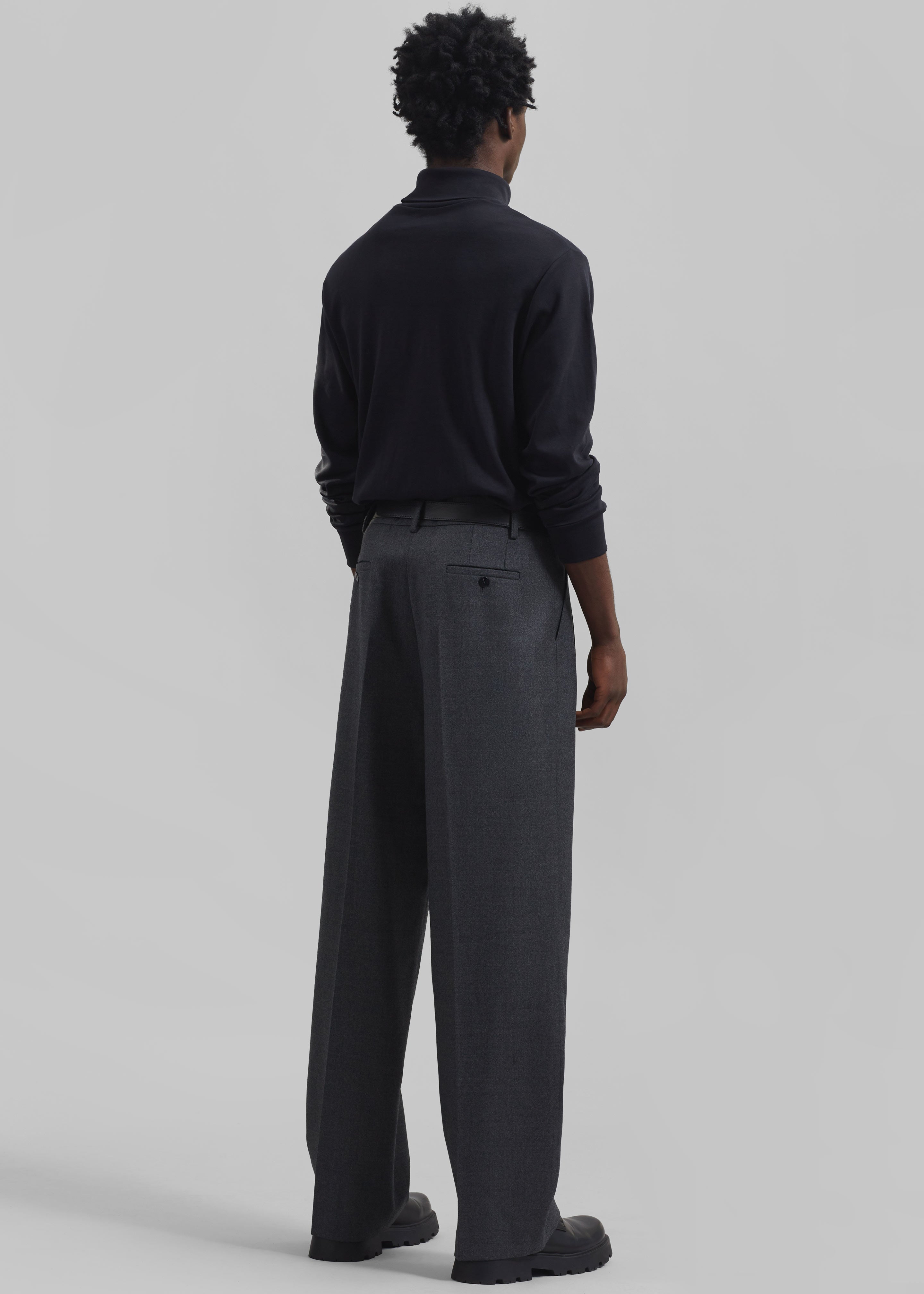 Beo Wool Flannel Suit Pants - Charcoal - 8