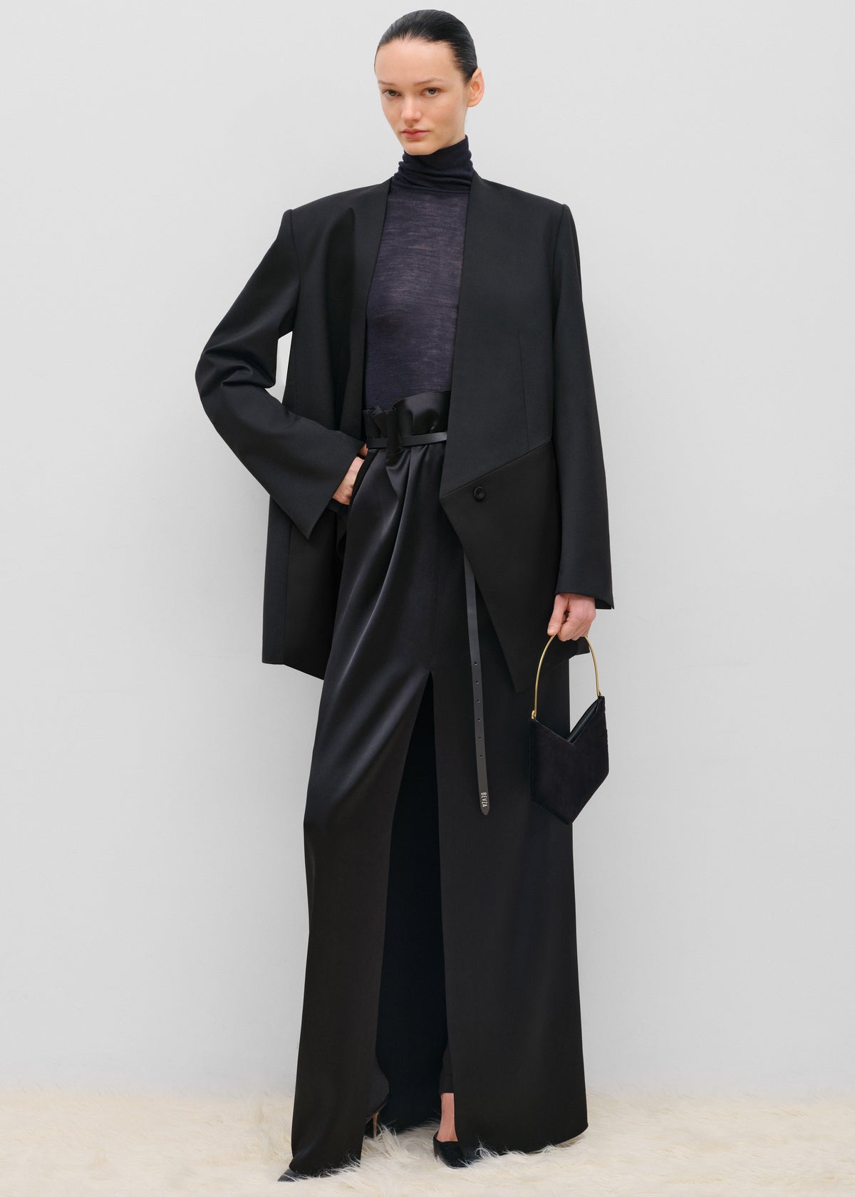 Bevza Grain Clutch - Black - 4