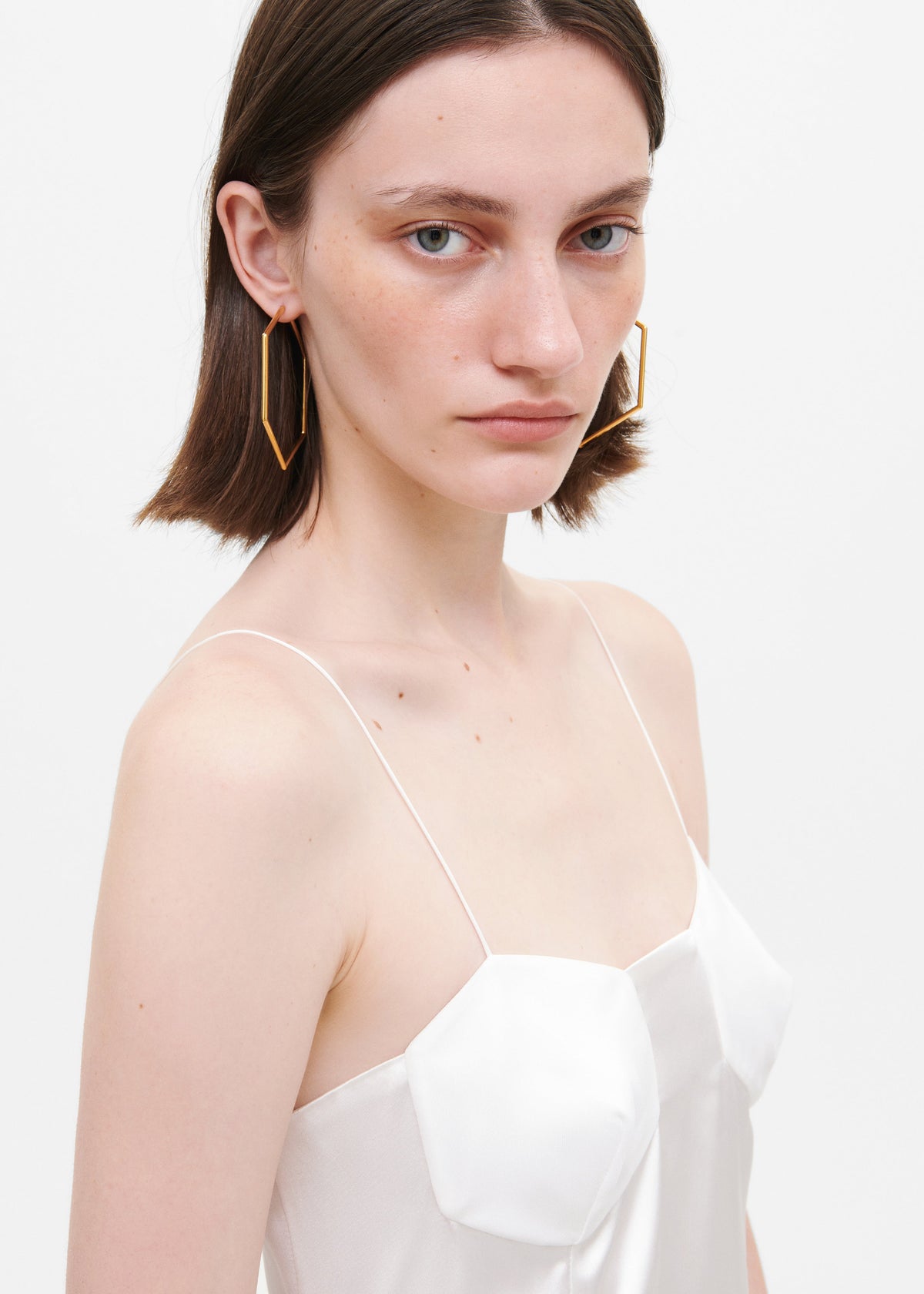 Bevza Thin Honeycomb Hoops - Gold - 1