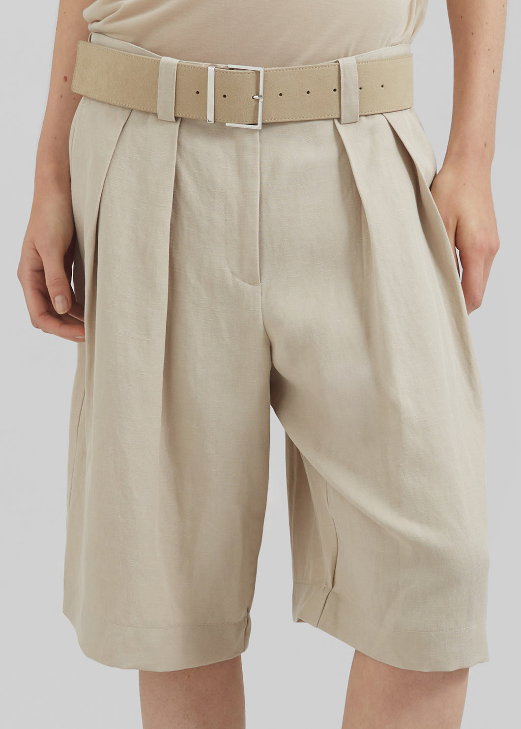 Bilbao Pleated Linen Bermuda Shorts - Cement - 4
