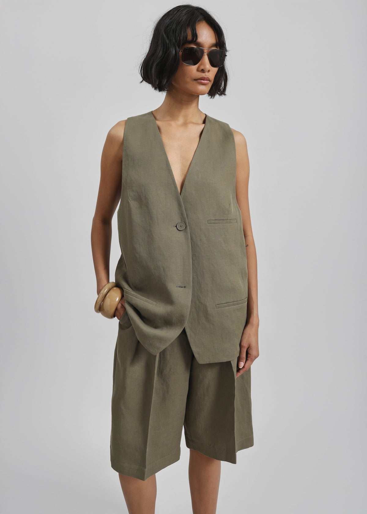 Bilbao Pleated Linen Bermuda Shorts - Khaki - 4