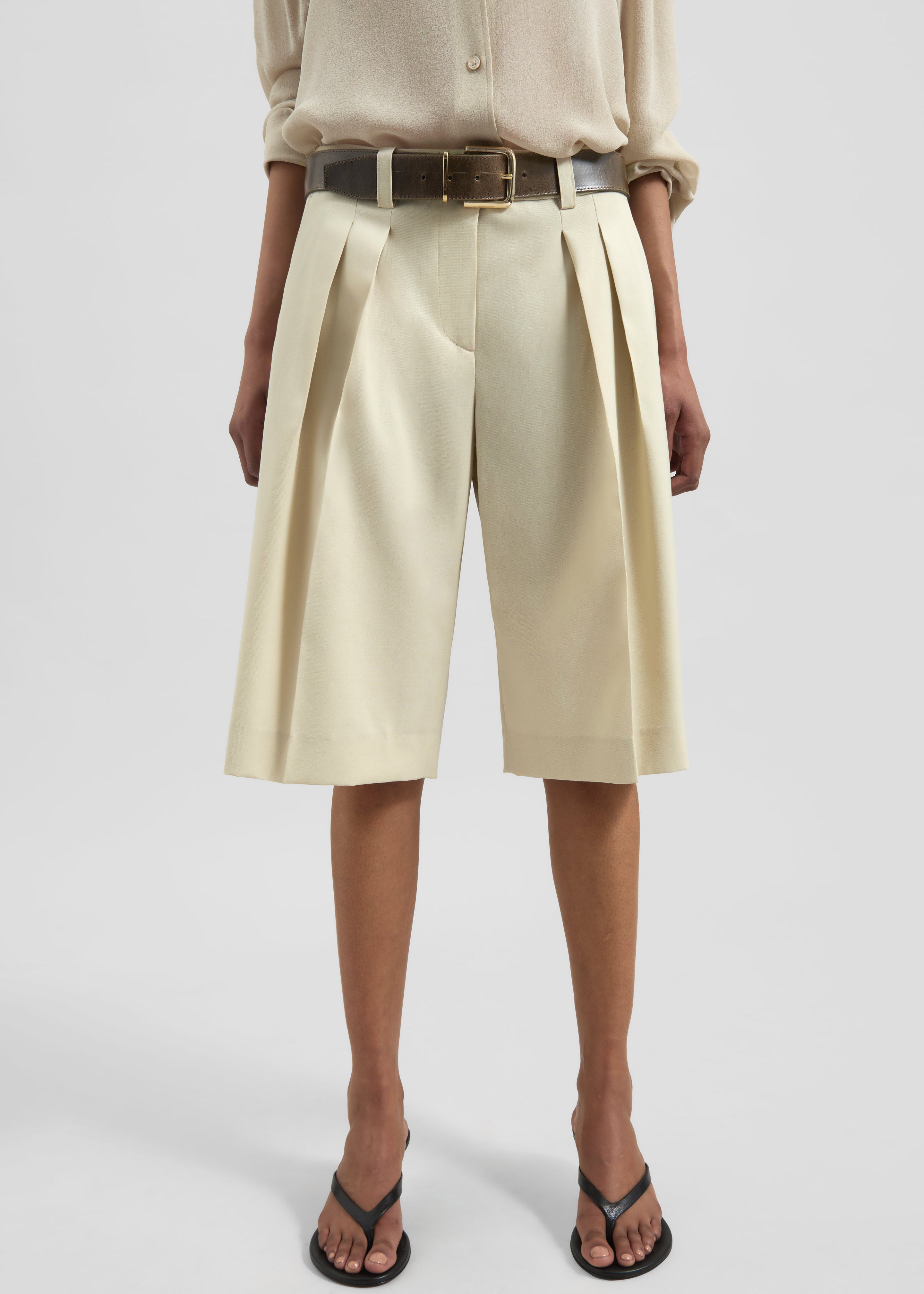 Bilbao Pleated Bermuda Shorts - Cement - 4