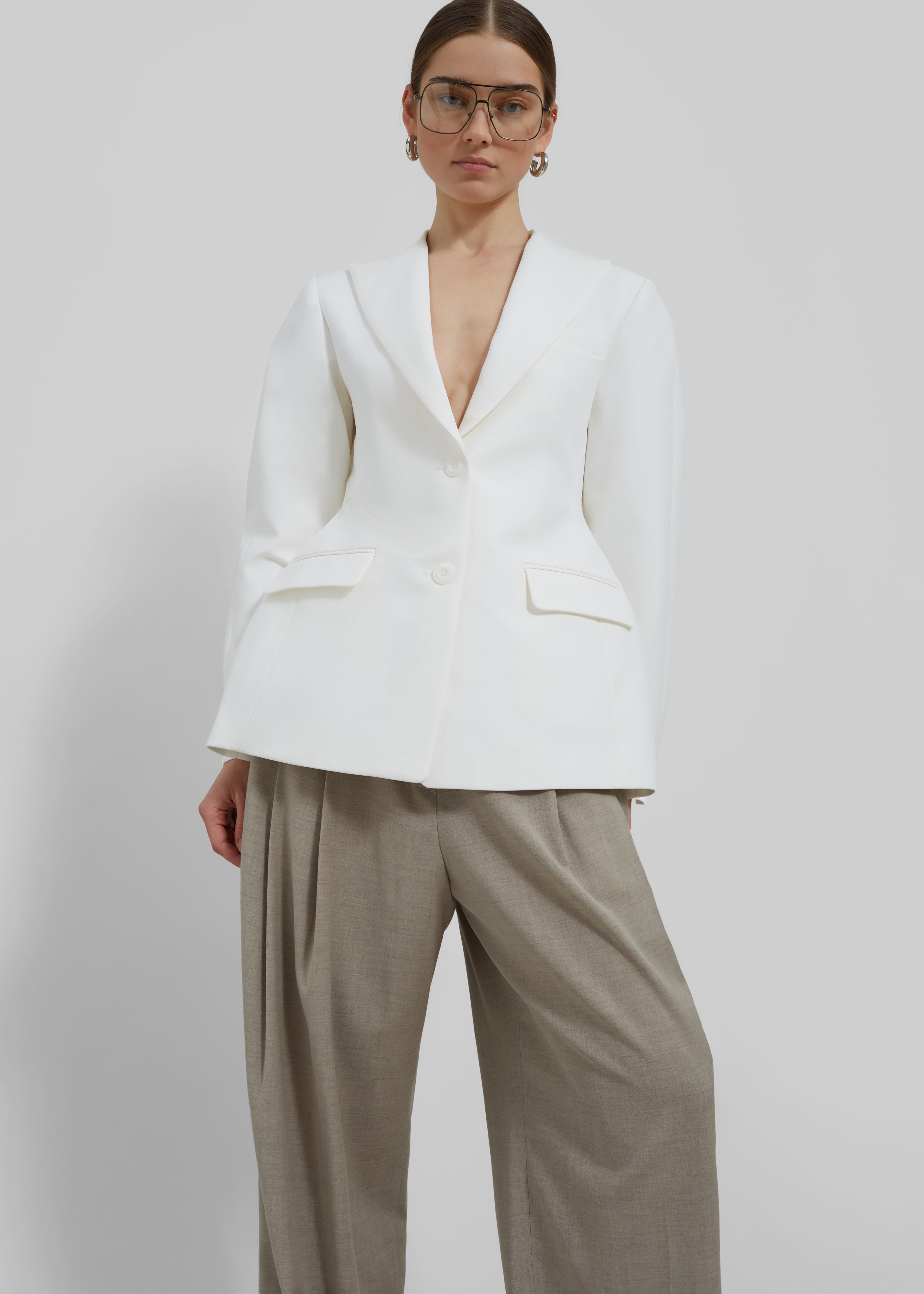 Colette Hourglass Blazer - White - 3