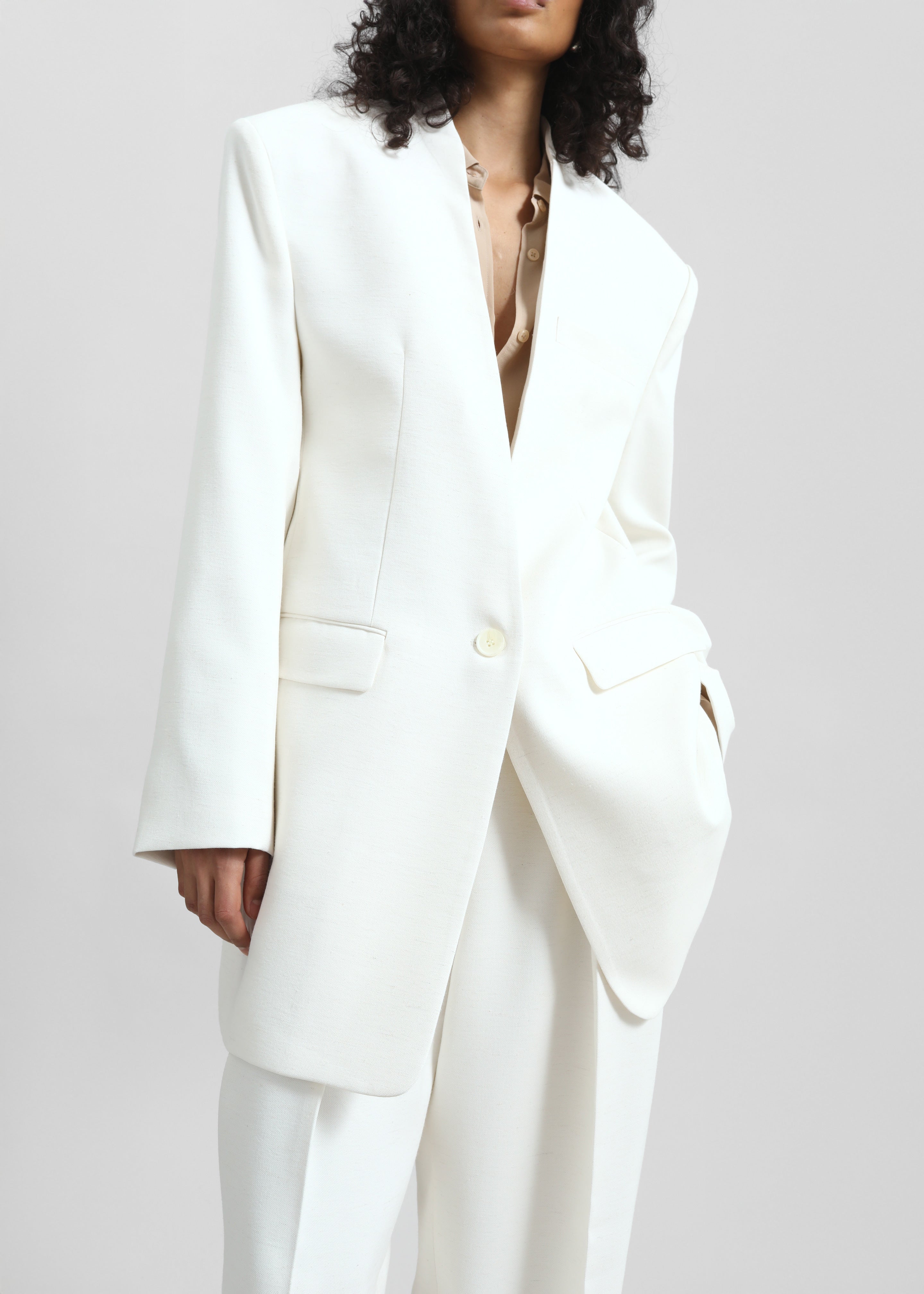 Corsham Collarless Oversized Blazer - White - 2