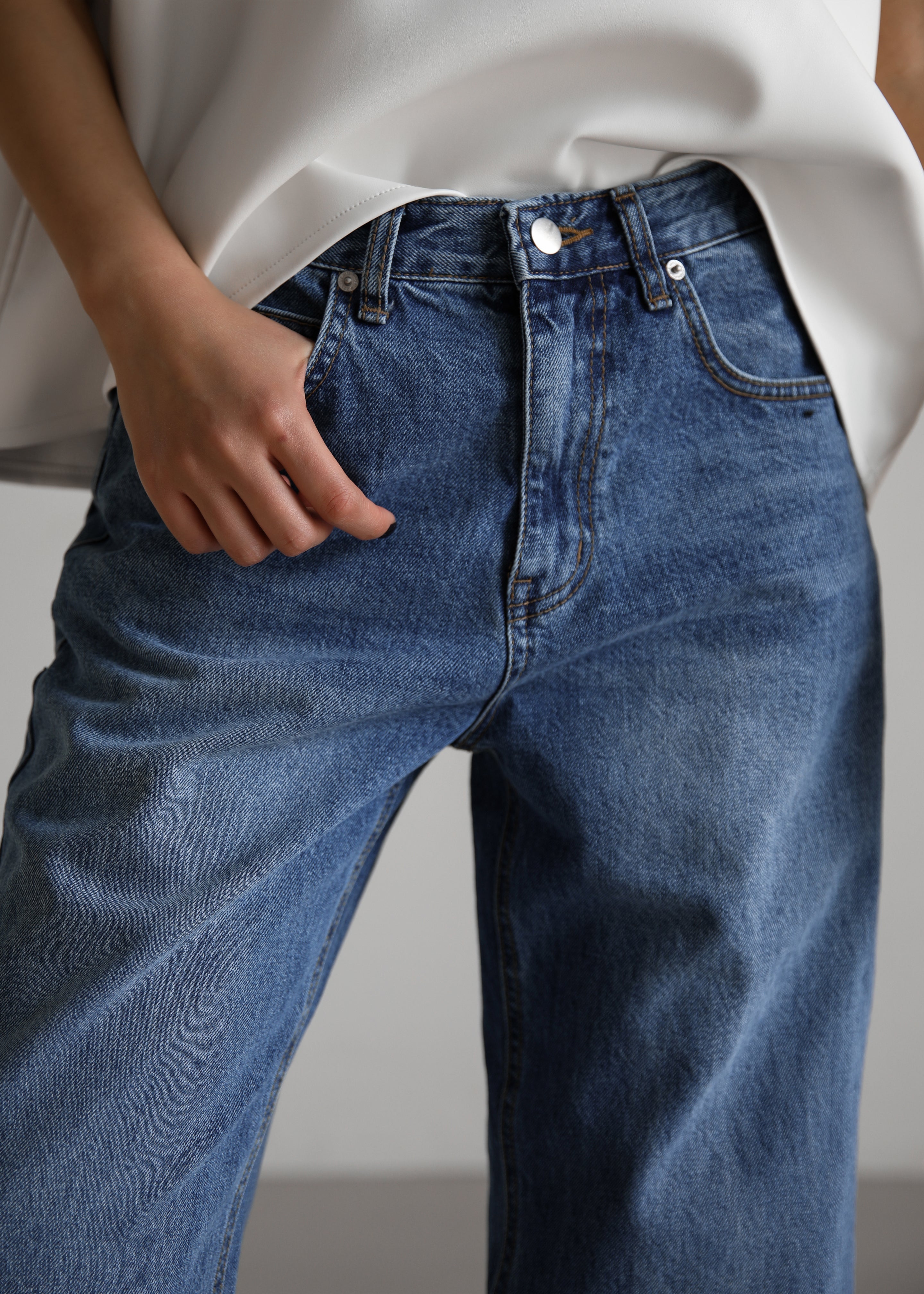 Dalston Jeans - Medium Wash - 4