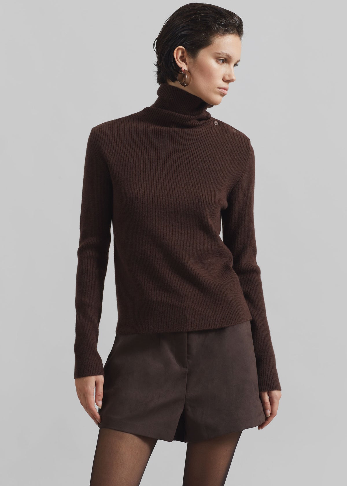 Devar Turtleneck Sweater - Brown - 9