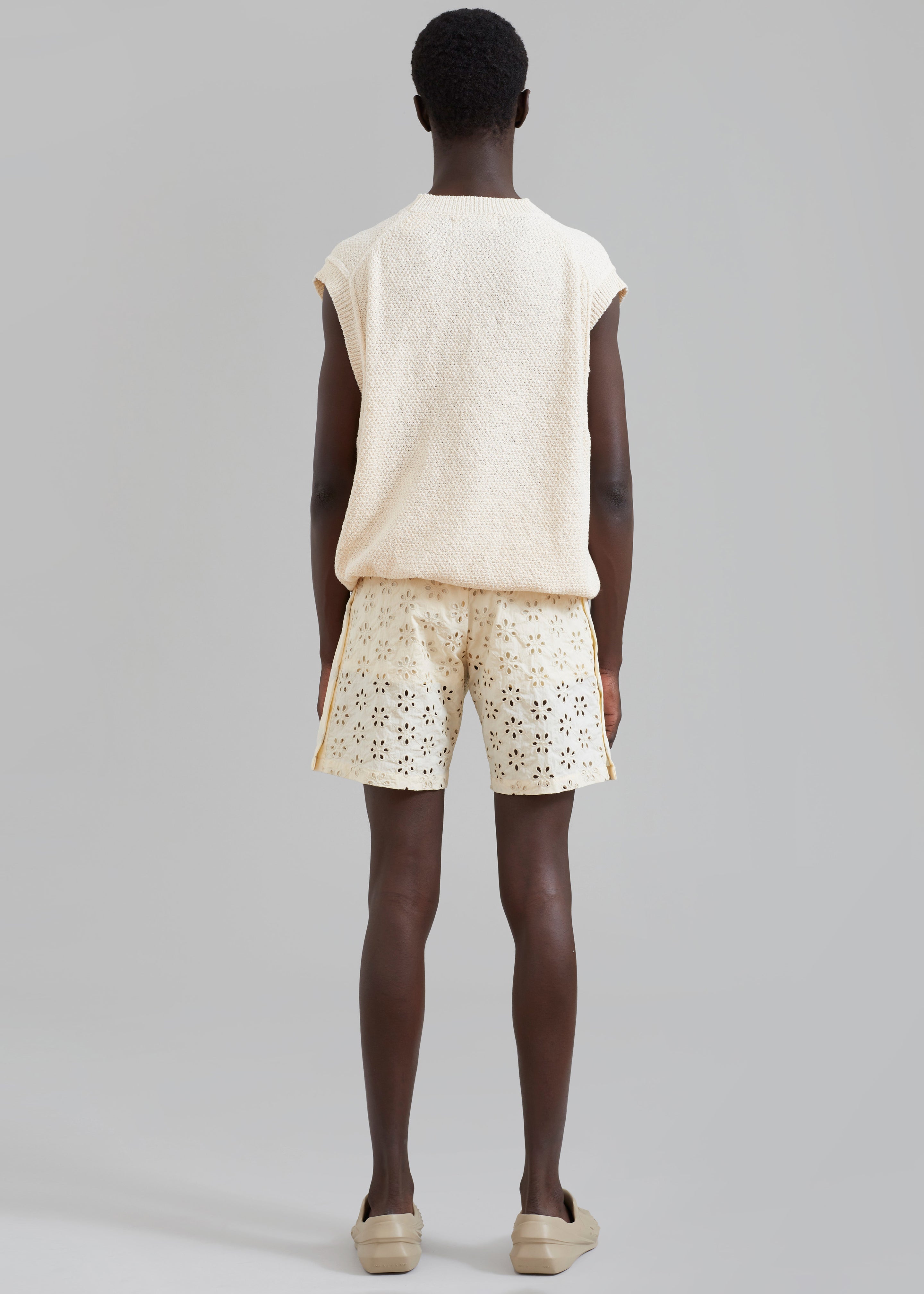 EGONLab Wonderland Slited Elastic Short - Flower Embroidery - 7