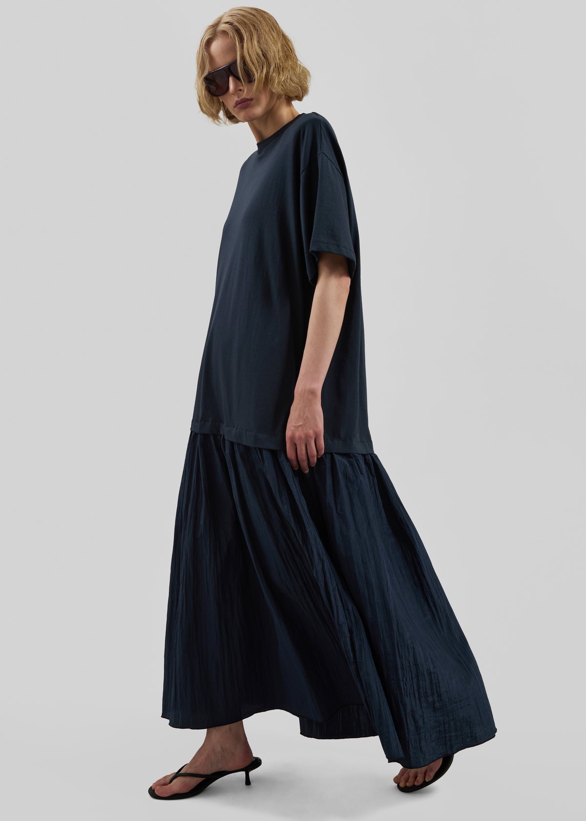 Endell Drop-Waist T-Shirt Dress - Navy - 5