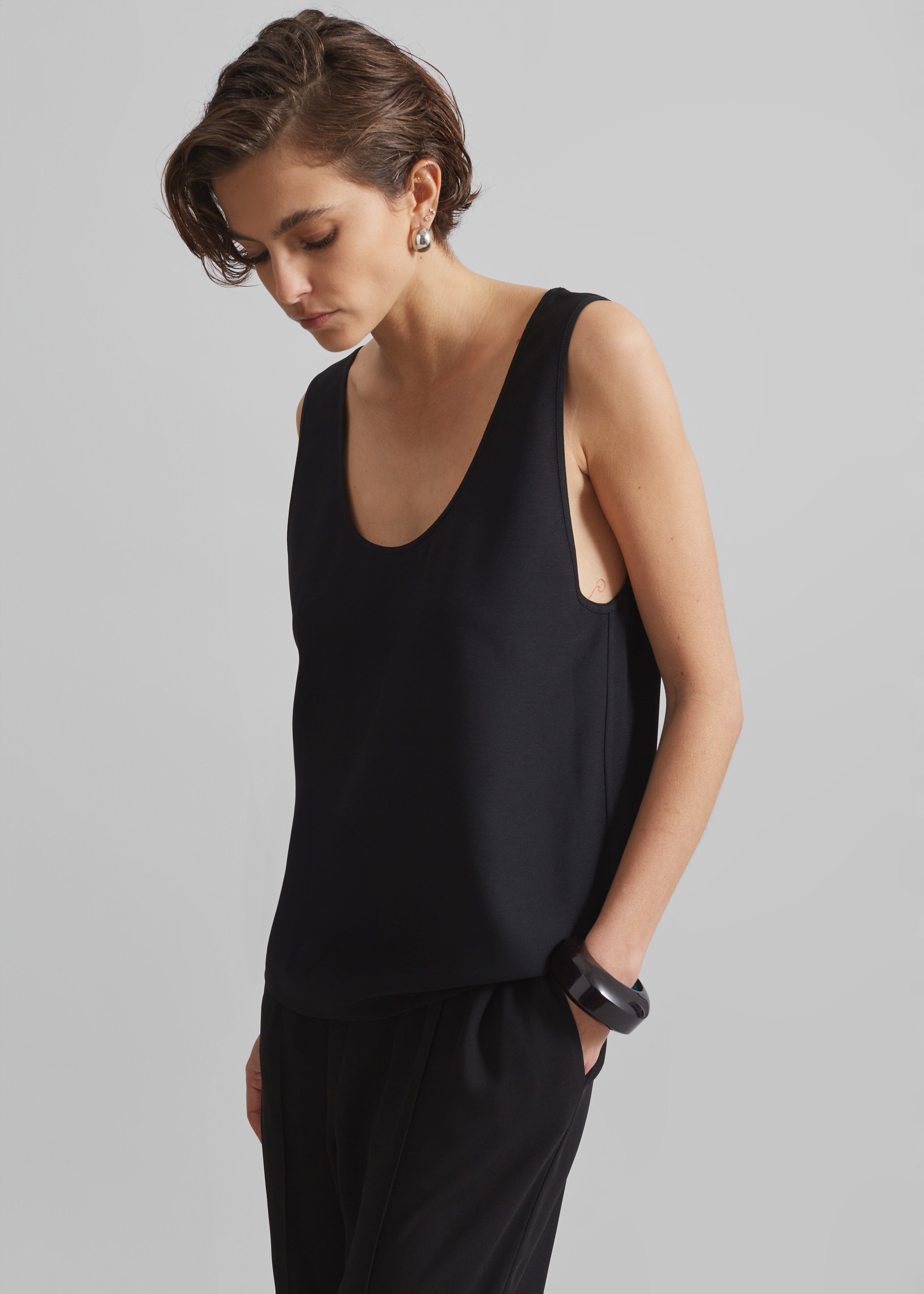 Esten Tank Top - Black - 1