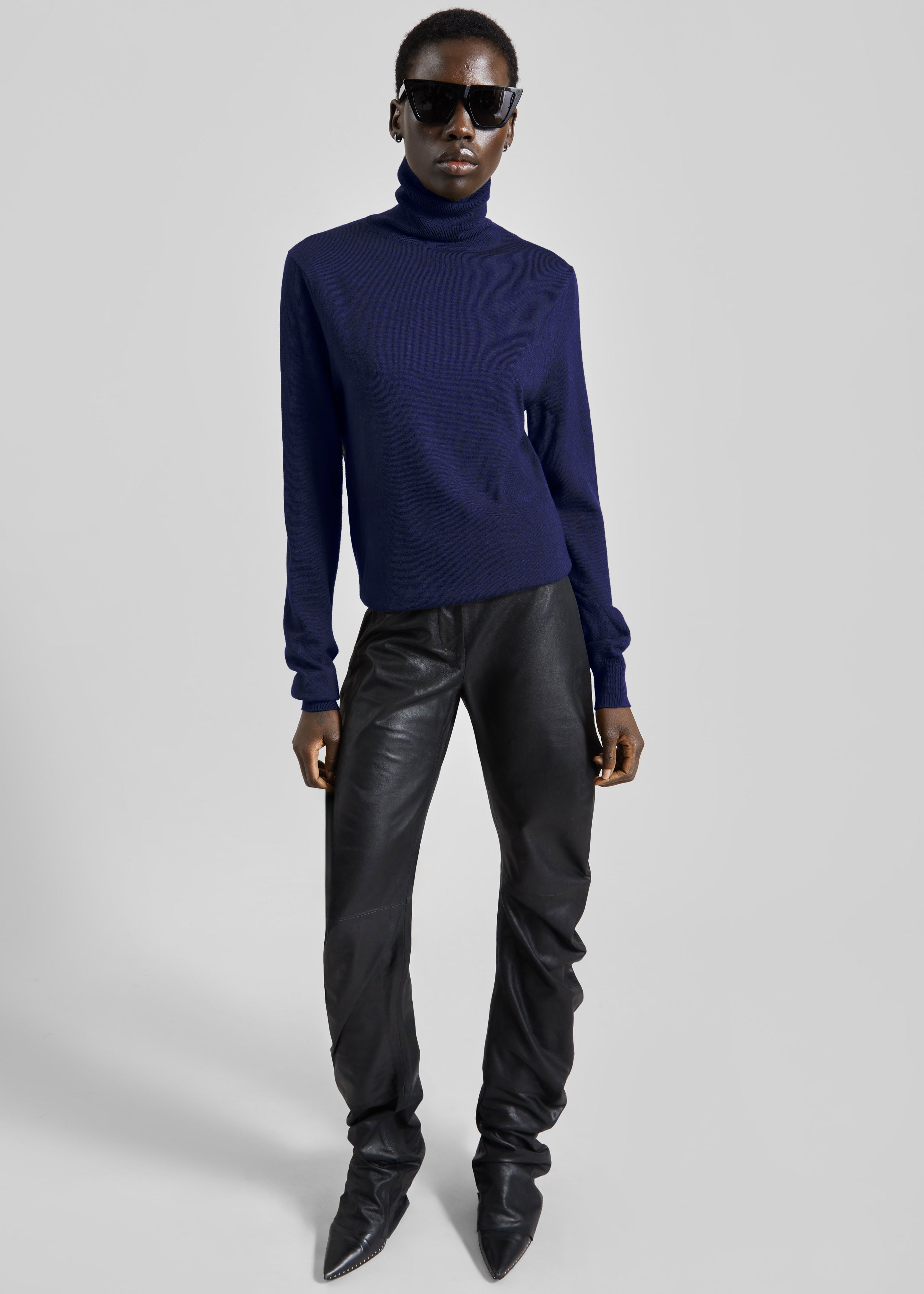 HYKE - ハイク 11249 RIBBED TURTLENECK SWEATER CAPE Eve Thin Turtleneck Sweater - Blue – The Frankie Shop Europe