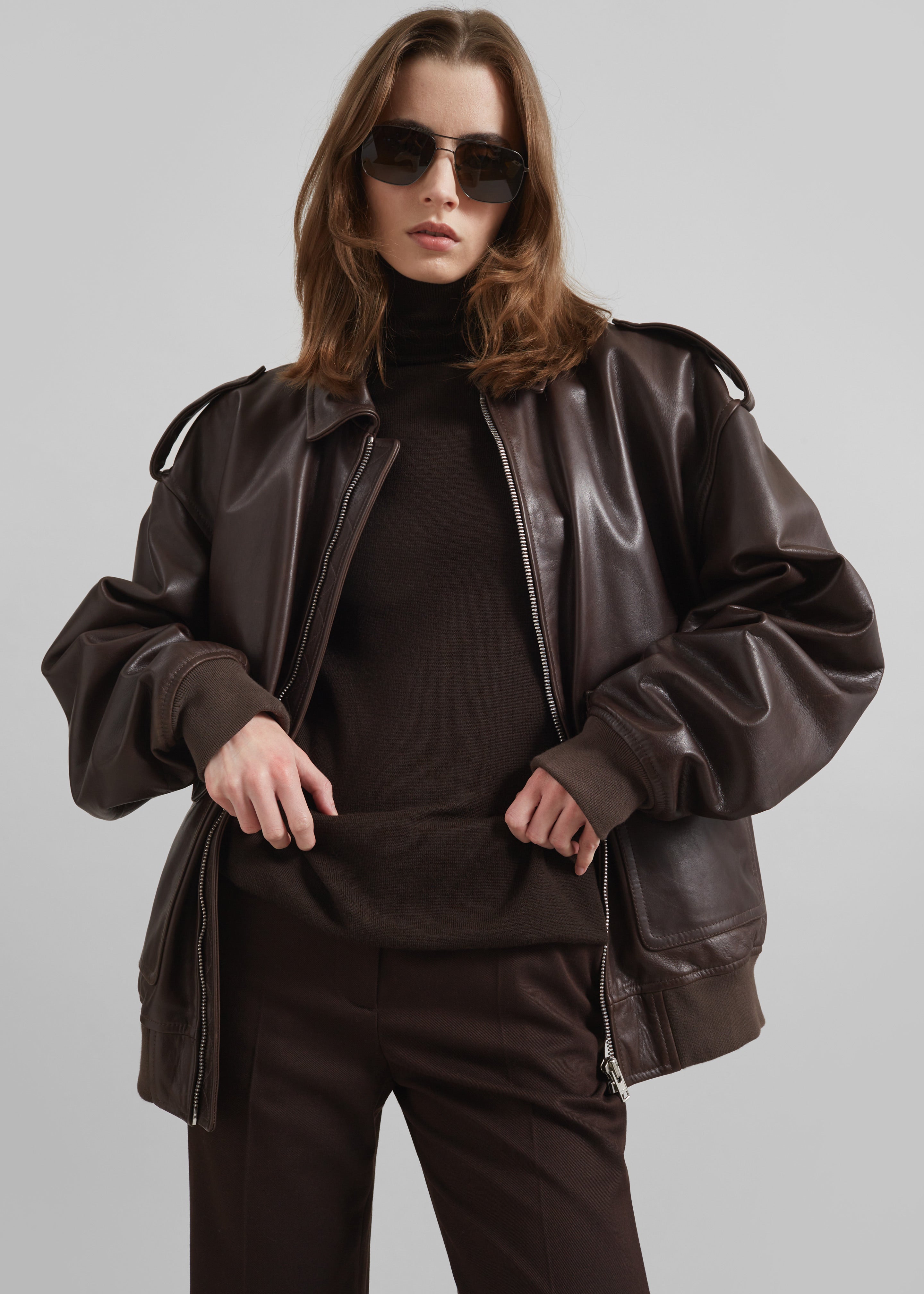 Eve Thin Turtleneck Sweater - Dark Brown - 7