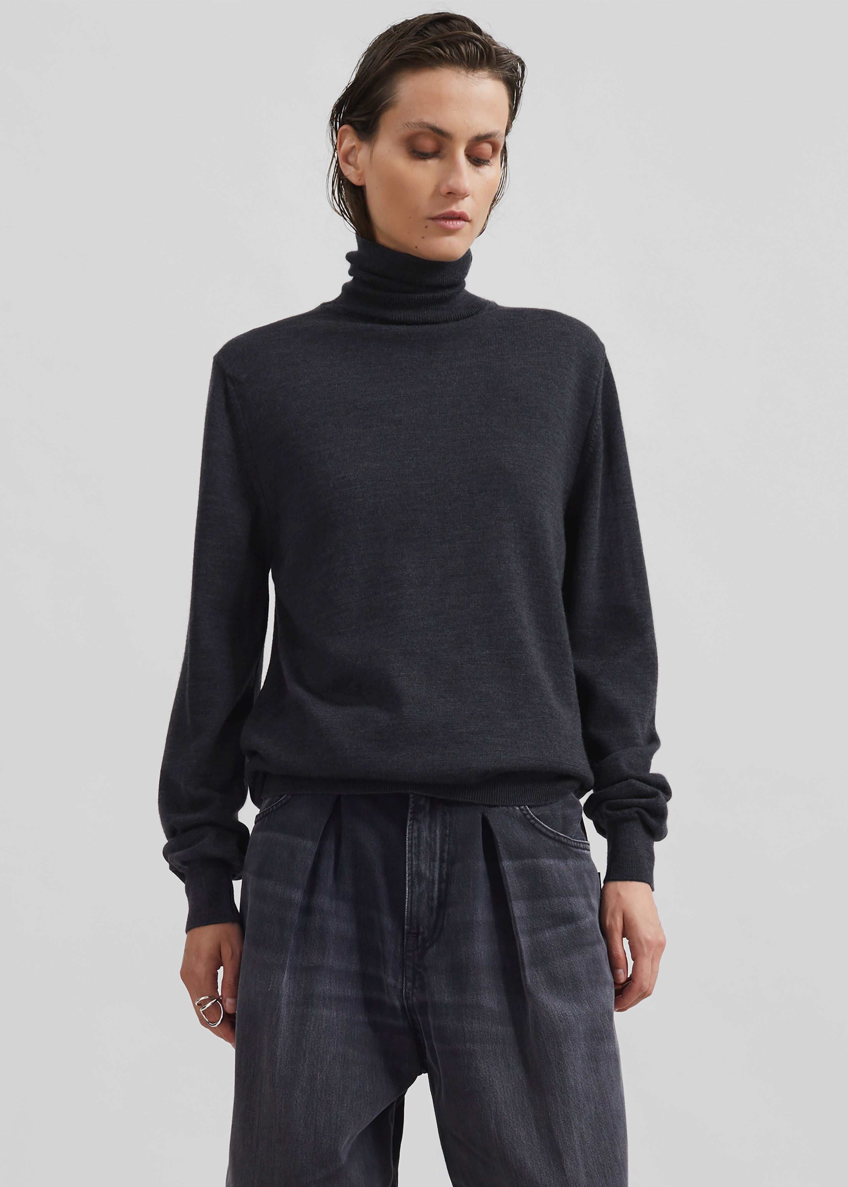 Eve Thin Turtleneck Sweater - Dark Grey Melange - 7