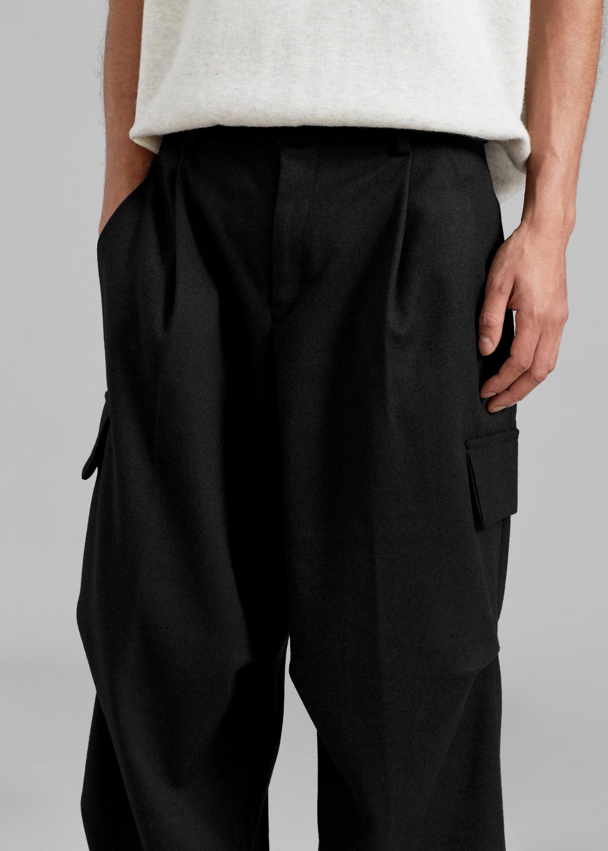 Flint Cargo Pants - Black - 6