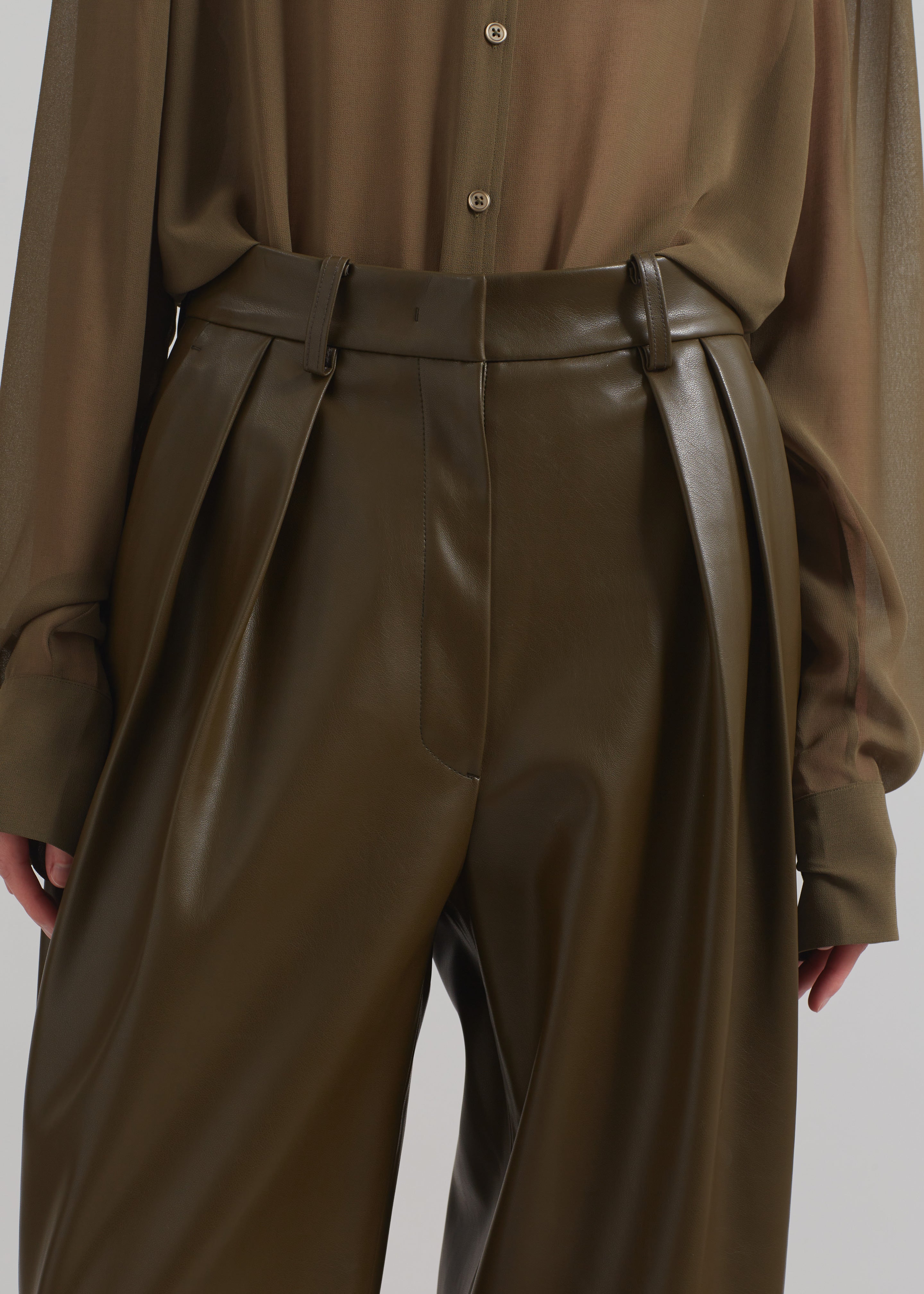Helsinki Faux Leather Pants - Olive - 6