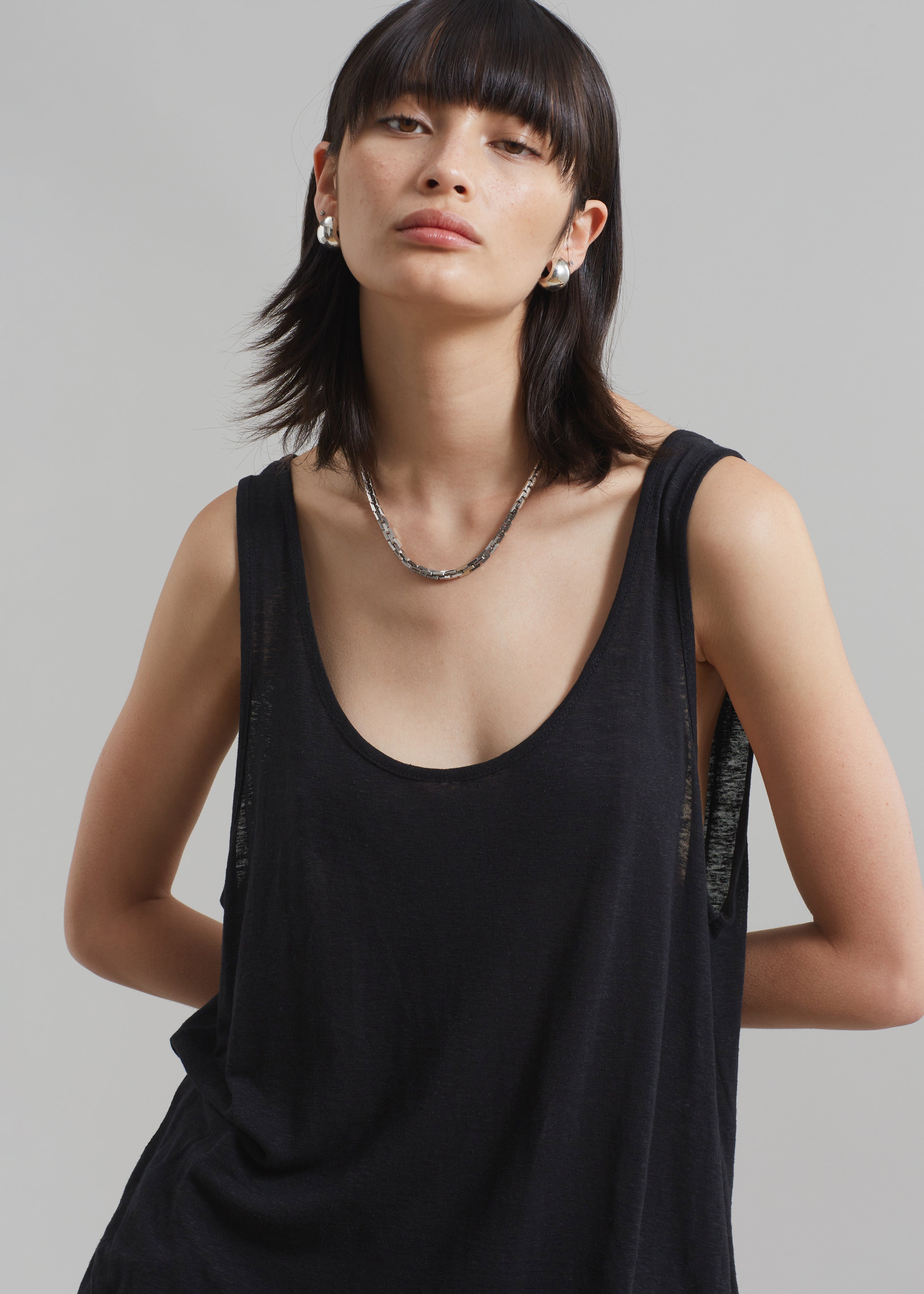 Josie Scoop Neck Tank Top - Black - 8