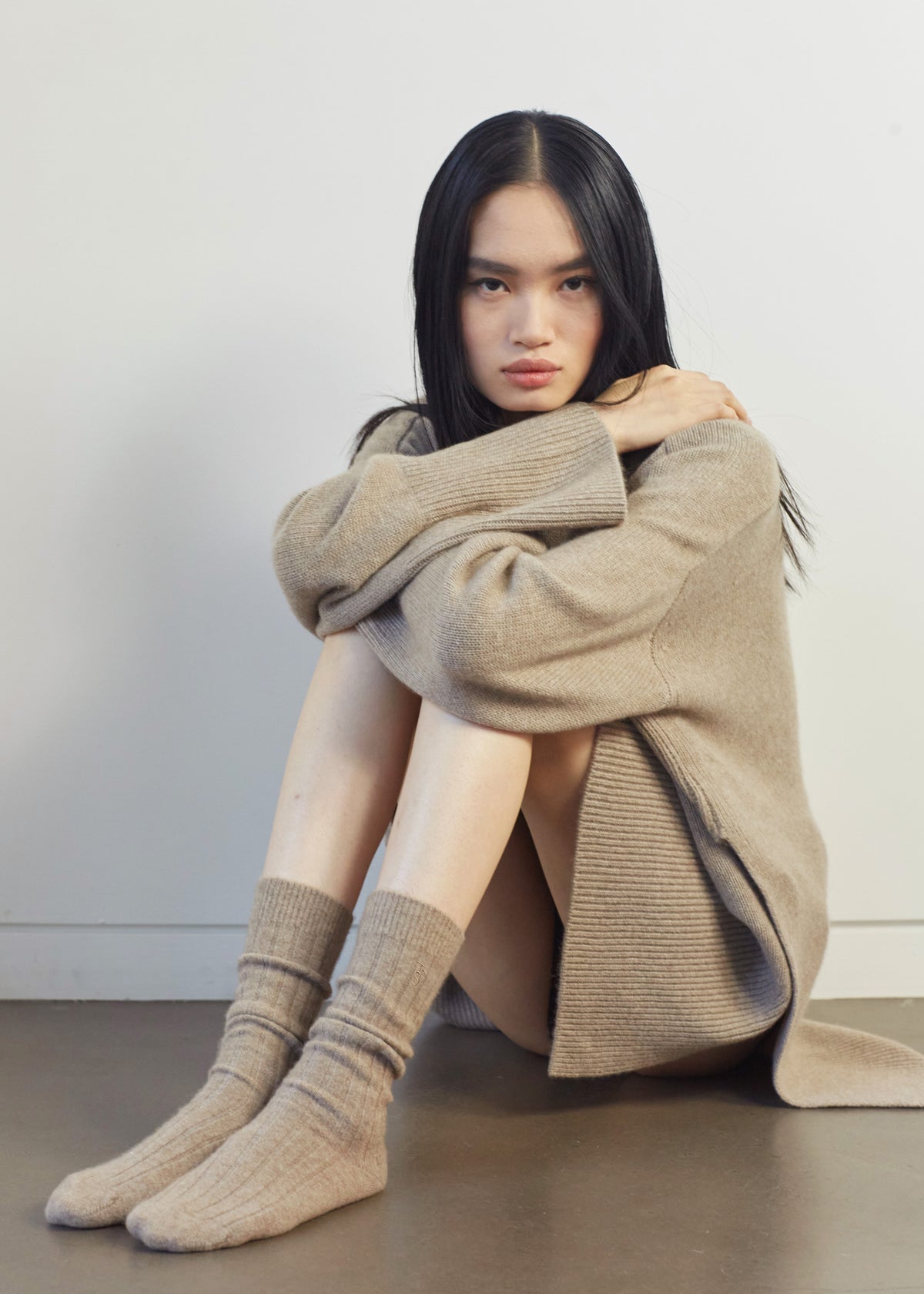 Kano Cashmere Ribbed Socks - Taupe - 3