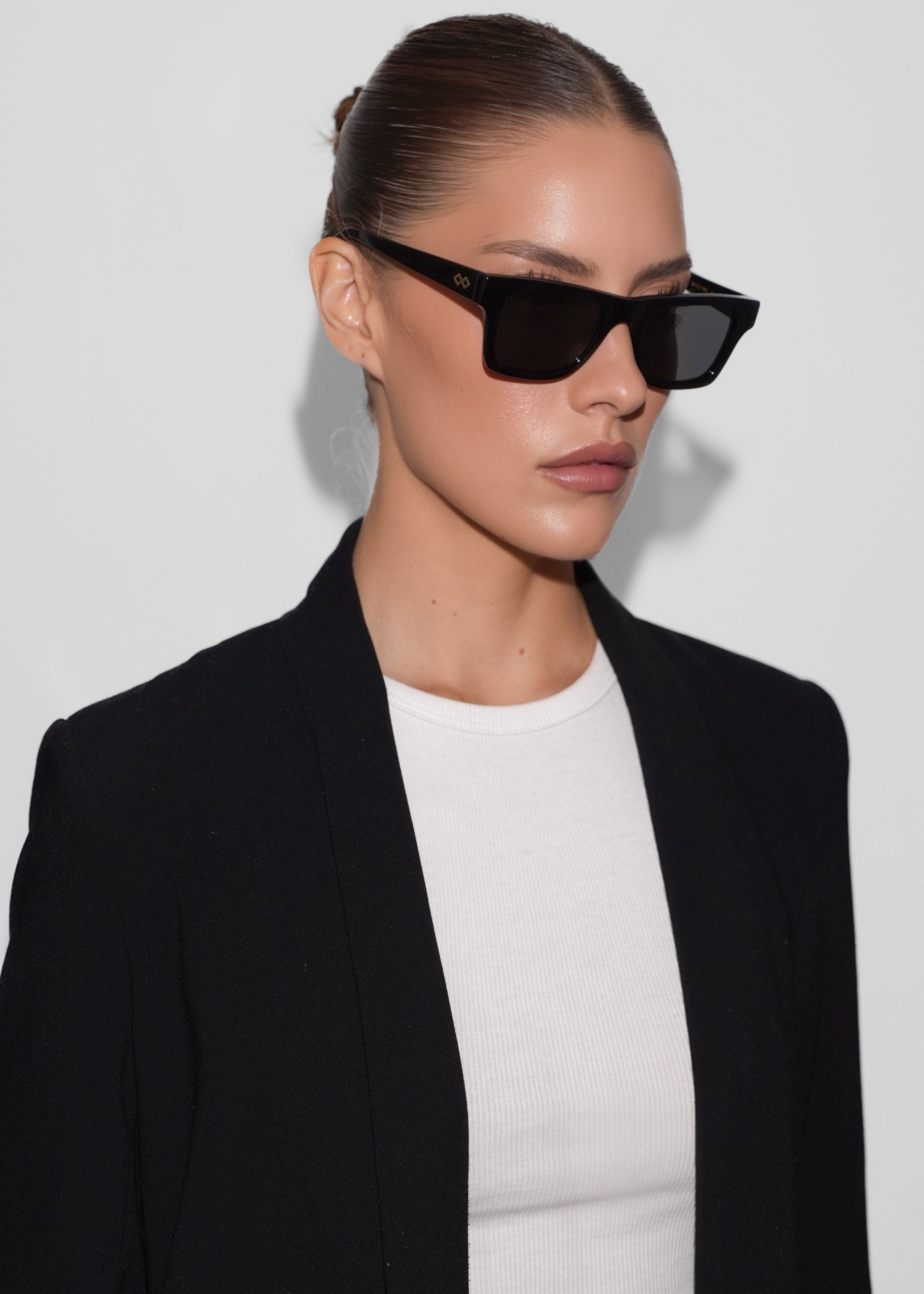 Karen Wazen Harper Sunglasses - Black - 5