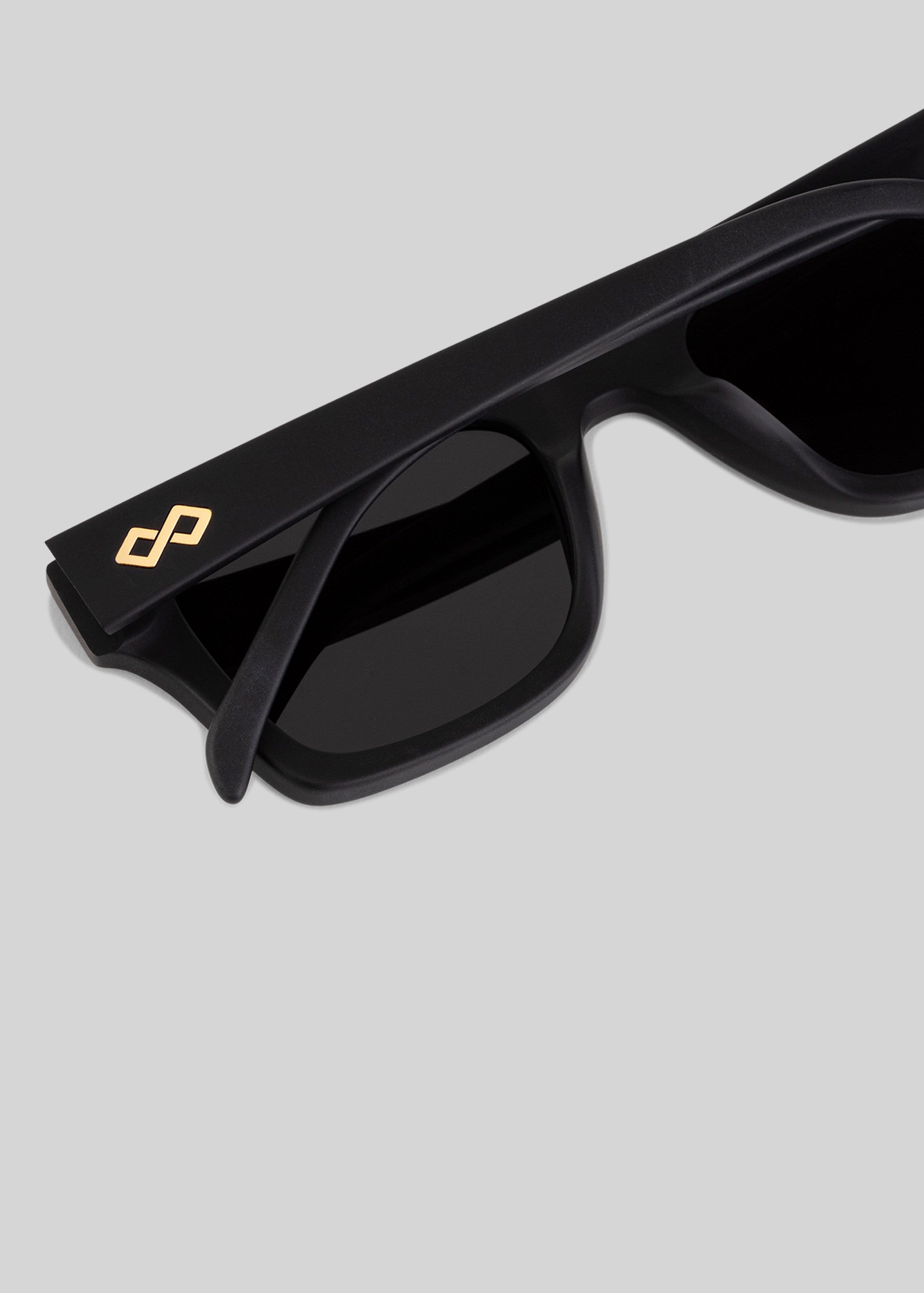 Karen Wazen Harper Sunglasses - Matte Black - 4