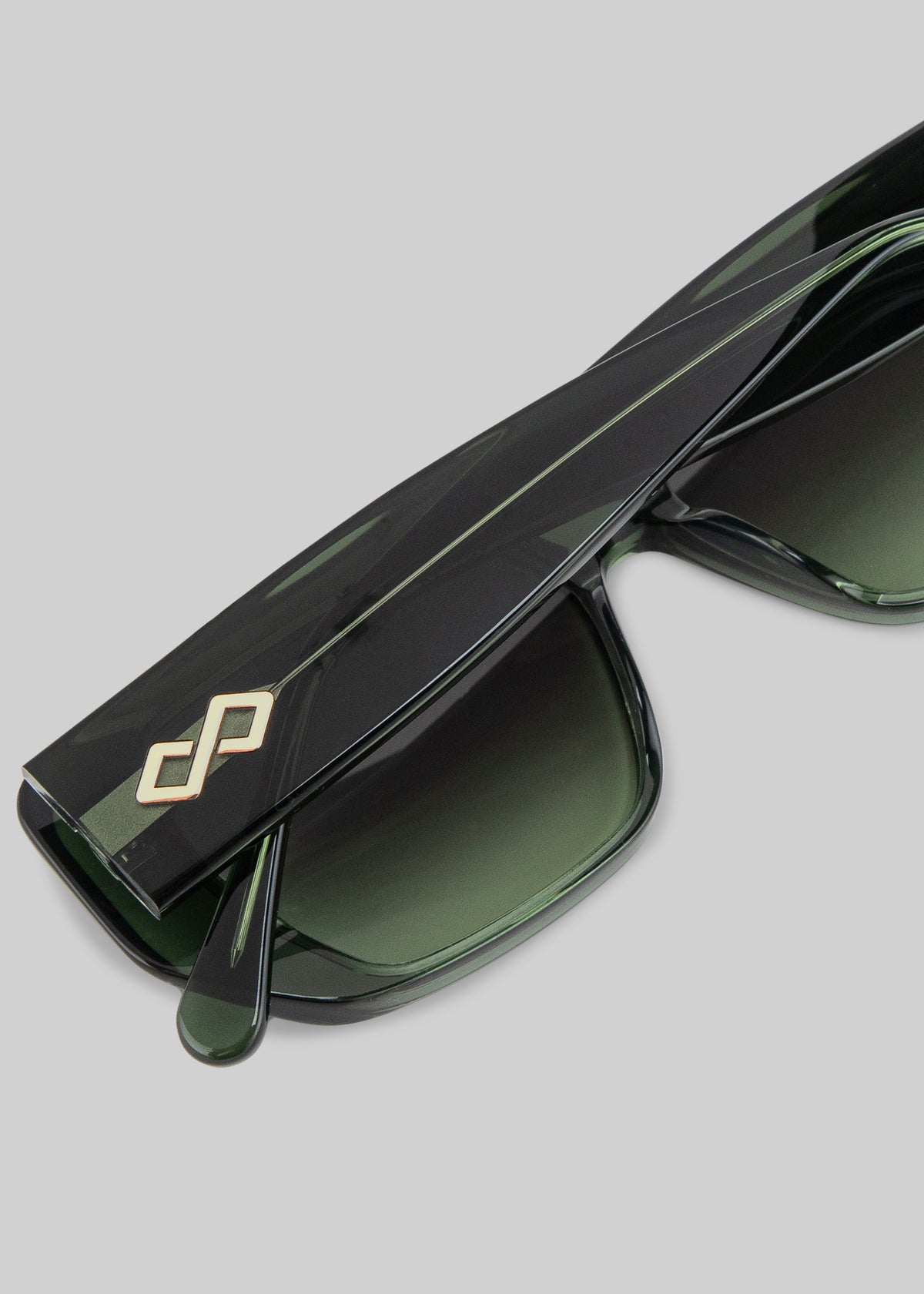 Karen Wazen x TFS Frankie Sunglasses - Khaki - 6