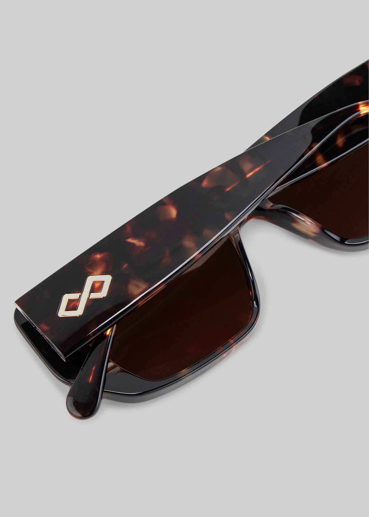Karen Wazen x TFS Frankie Sunglasses - Tortoise - 7