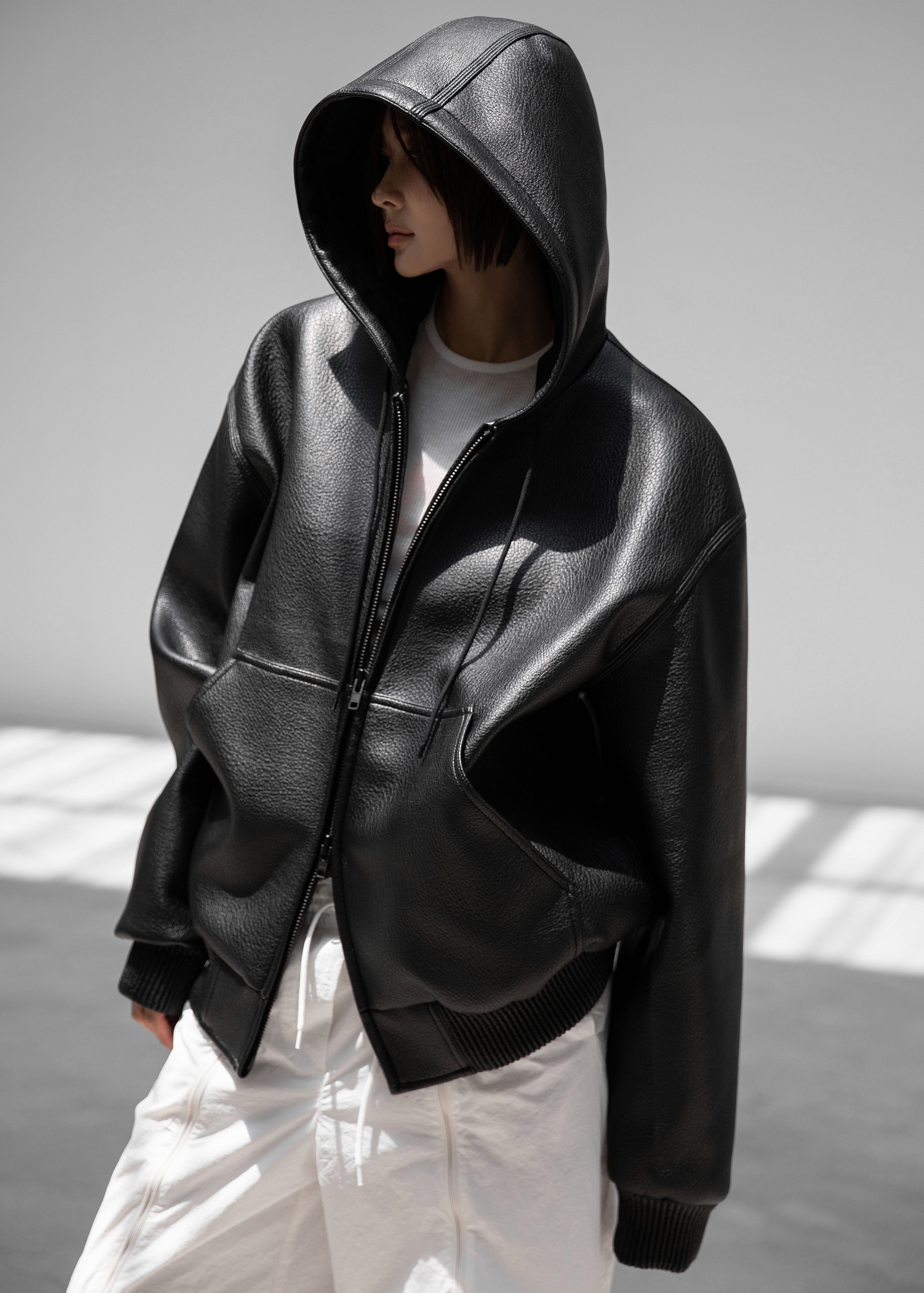 Kodai Faux Leather Bomber Jacket - Black – The Frankie Shop Europe