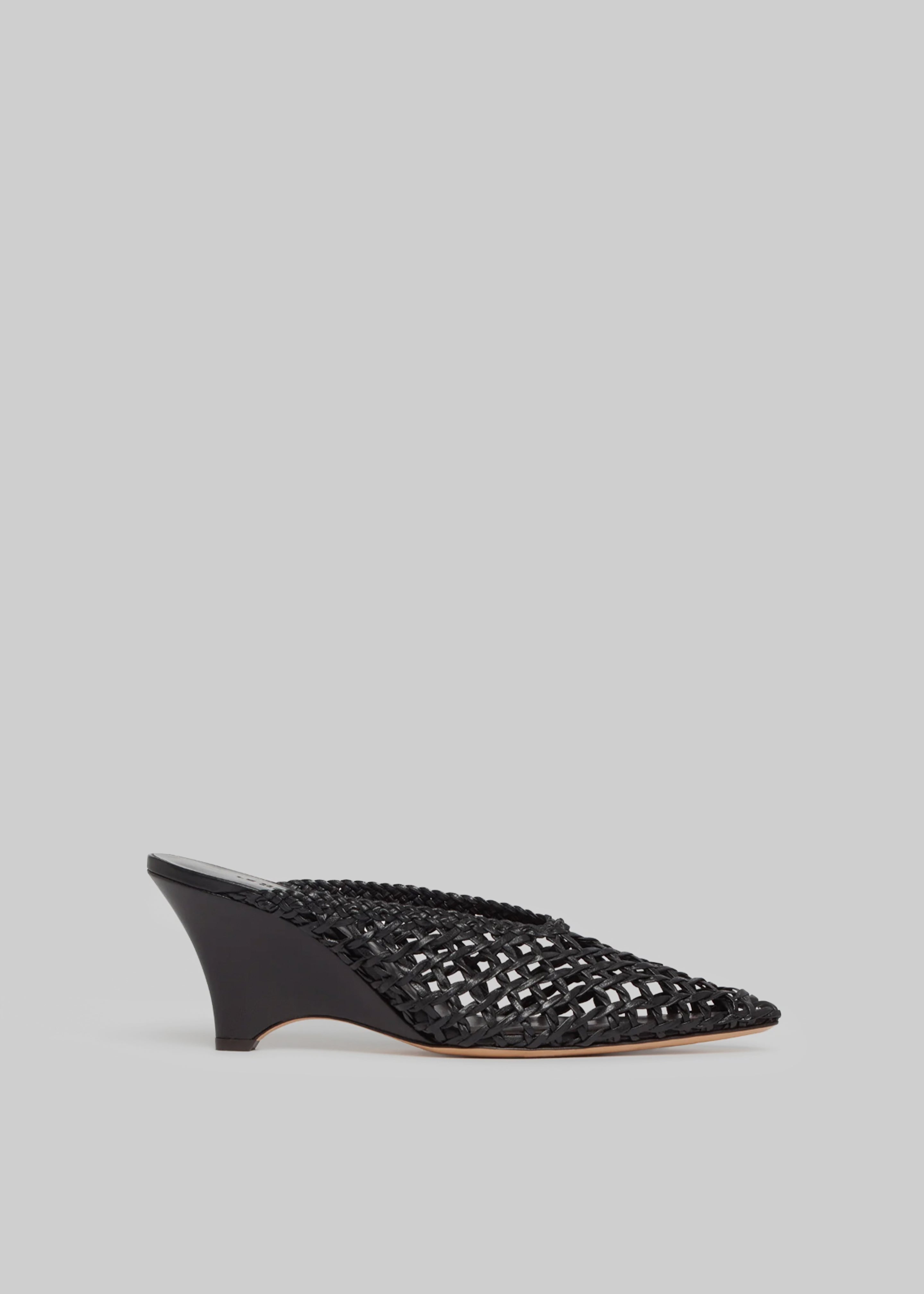 Le Monde Beryl Victoria Knotted Wedges - Black – The Frankie Shop