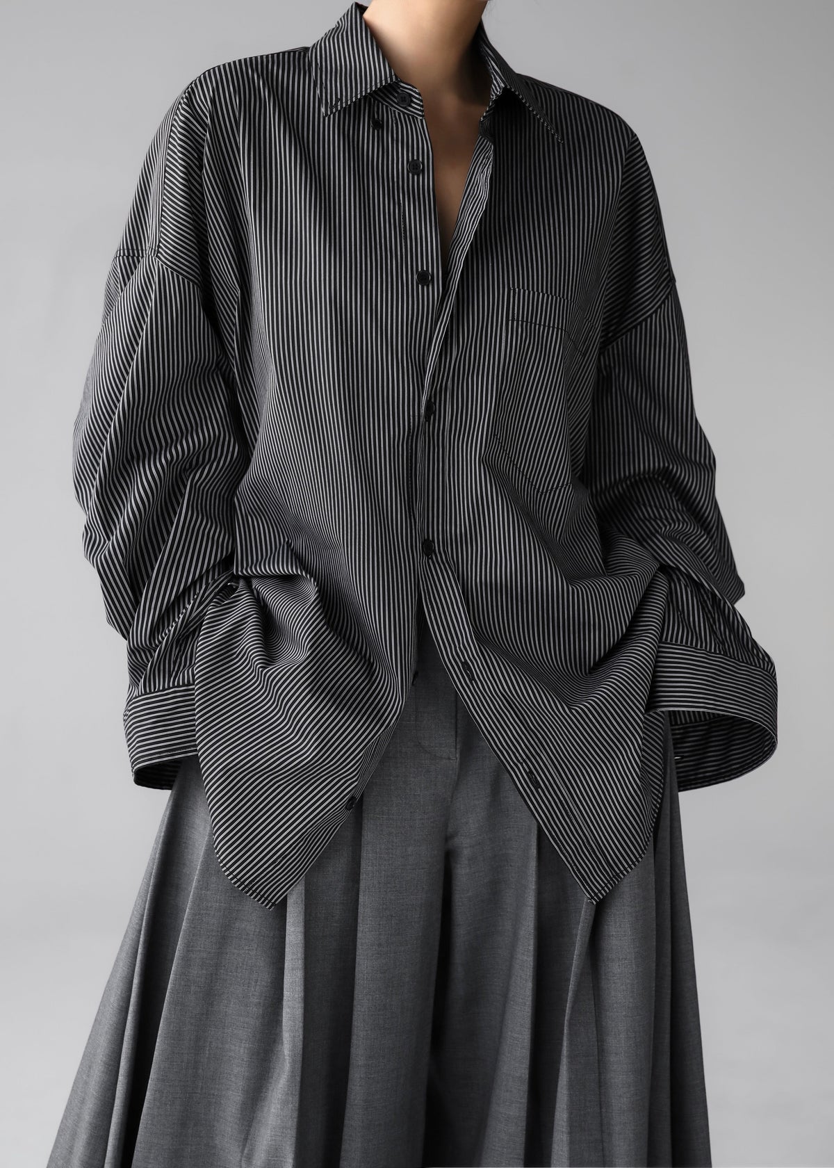 Lioris Oversized Shirt - Black/White Stripe - 8