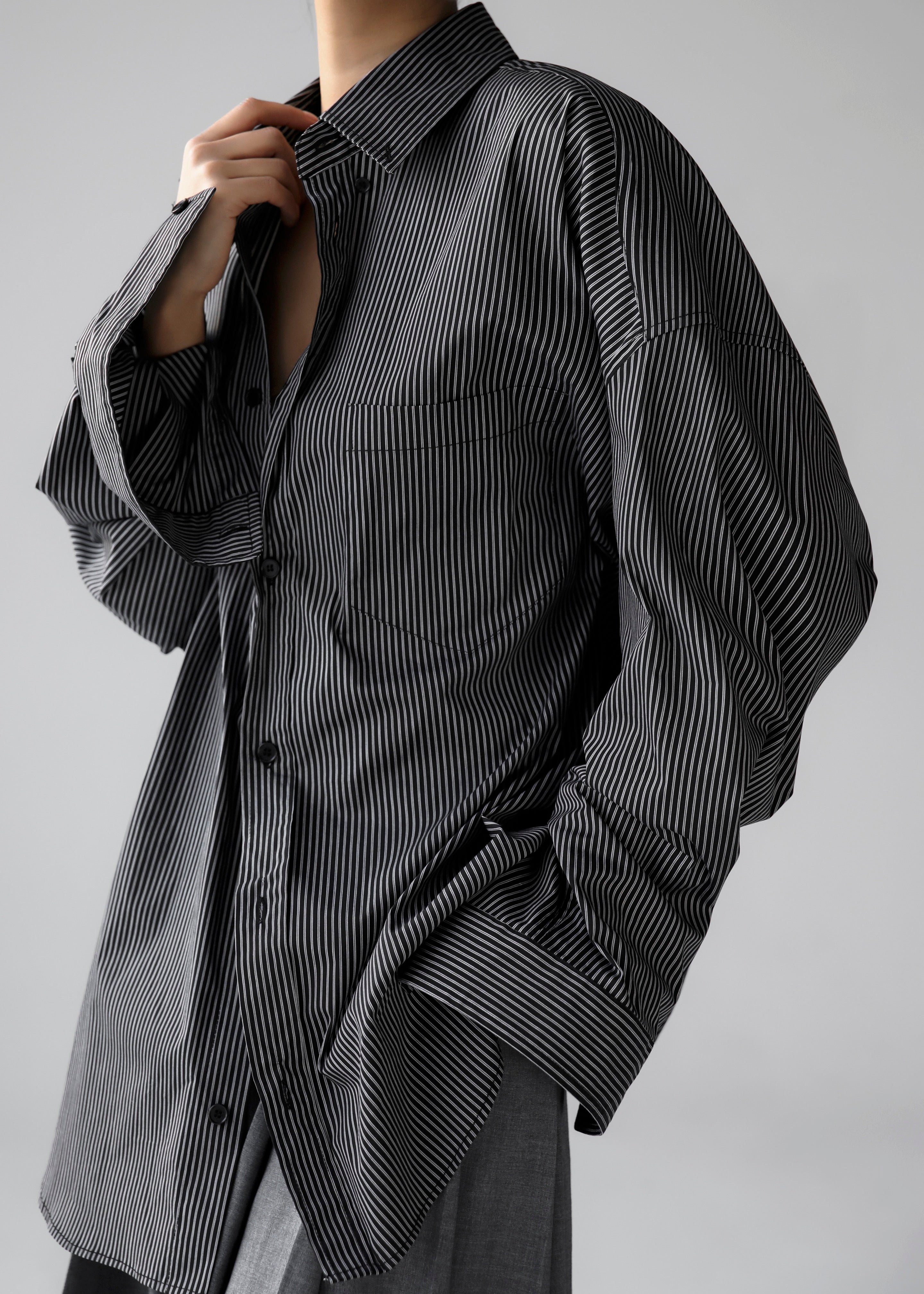 Lioris Oversized Shirt - Black/White Stripe - 6