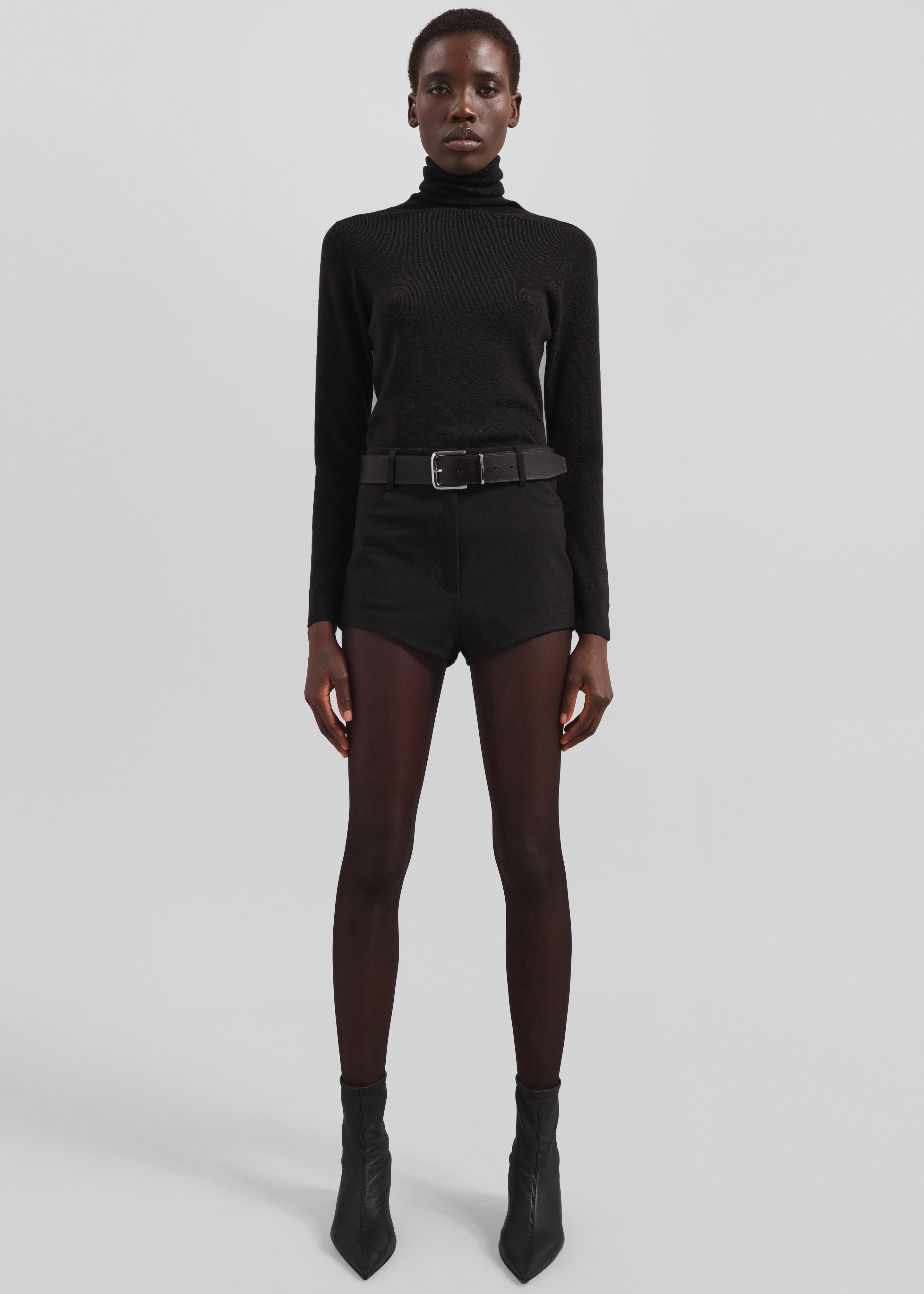 Loen Hot Pants - Black - 7