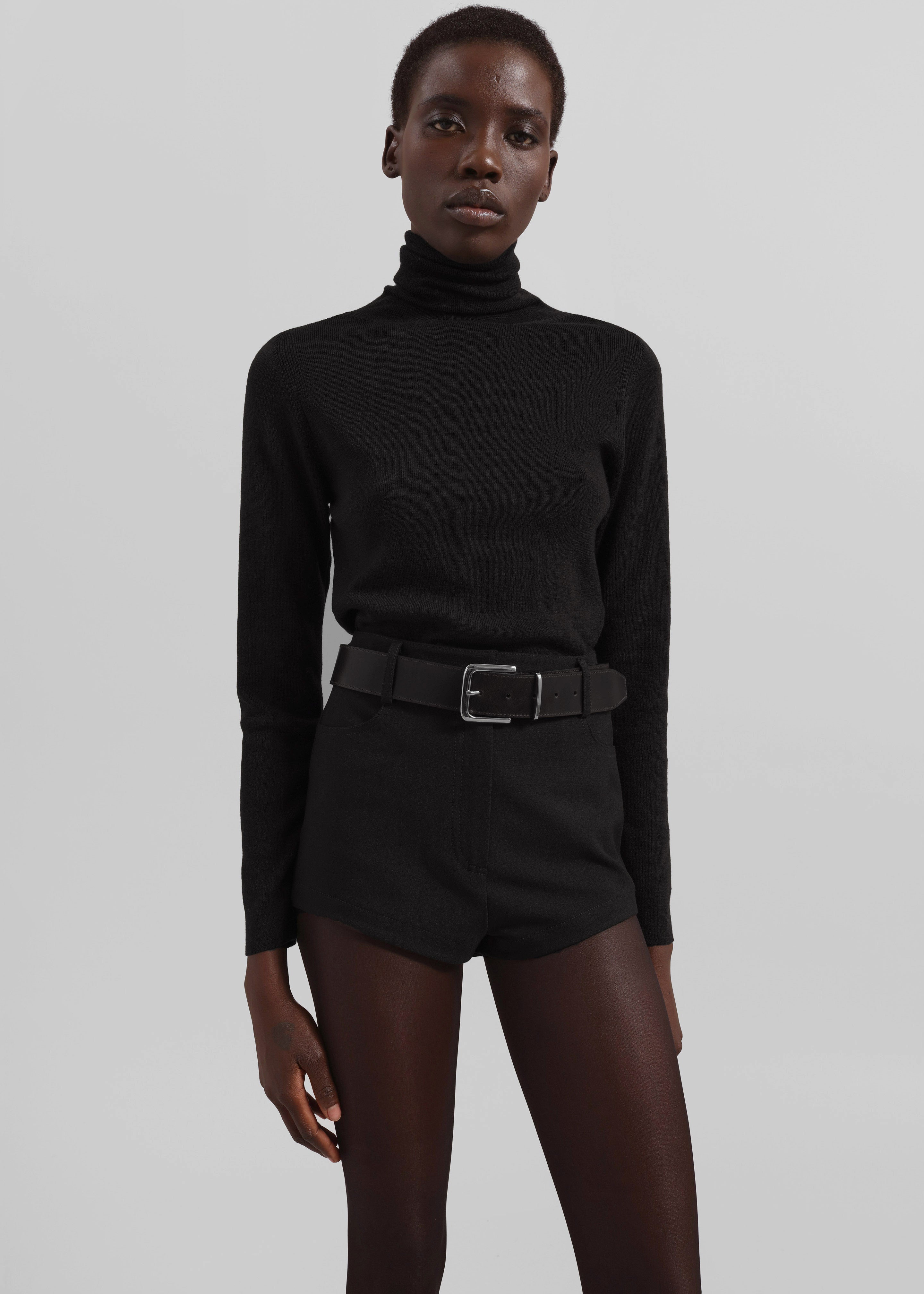 Loen Hot Pants - Black - 3