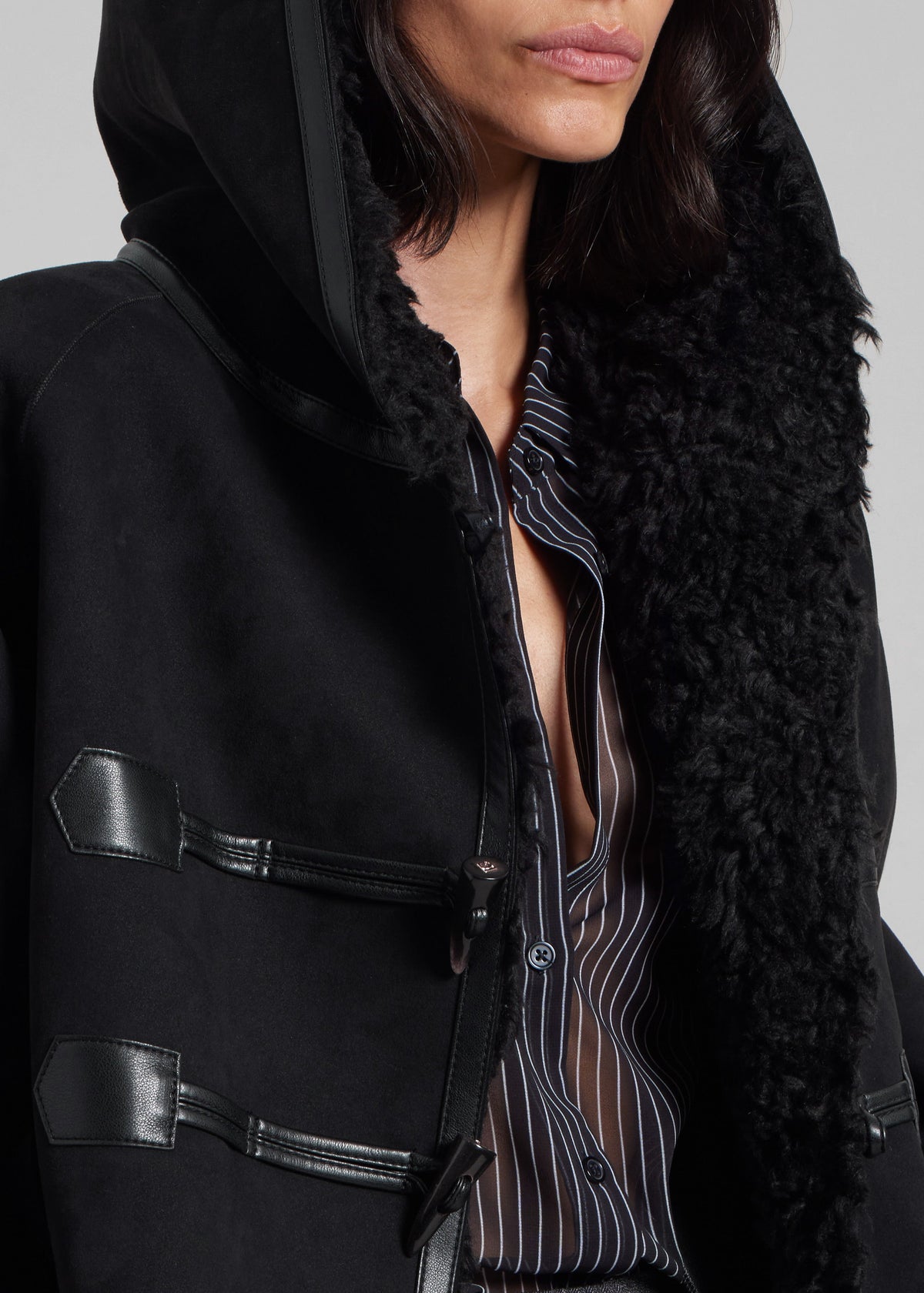 Low Classic Reversible Duffle Short Coat - Black - 3