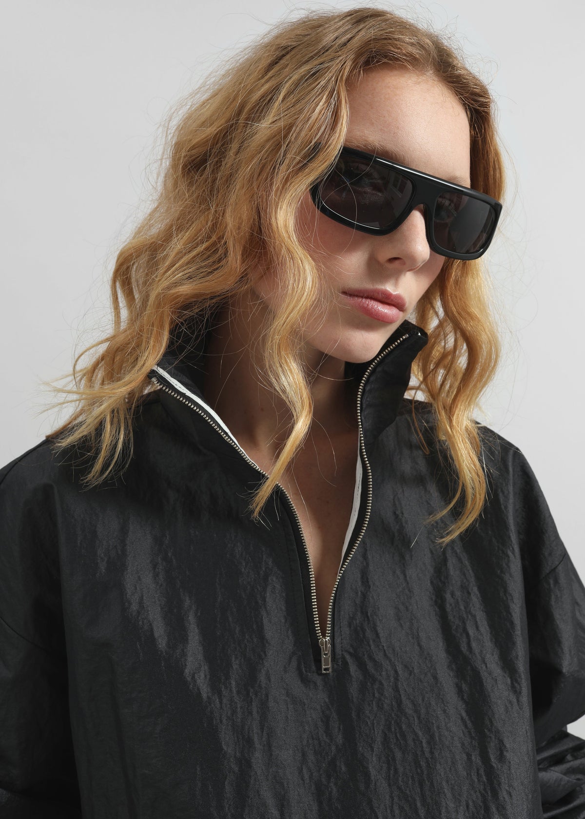 Majvik Windbreaker Anorak - Black - 4