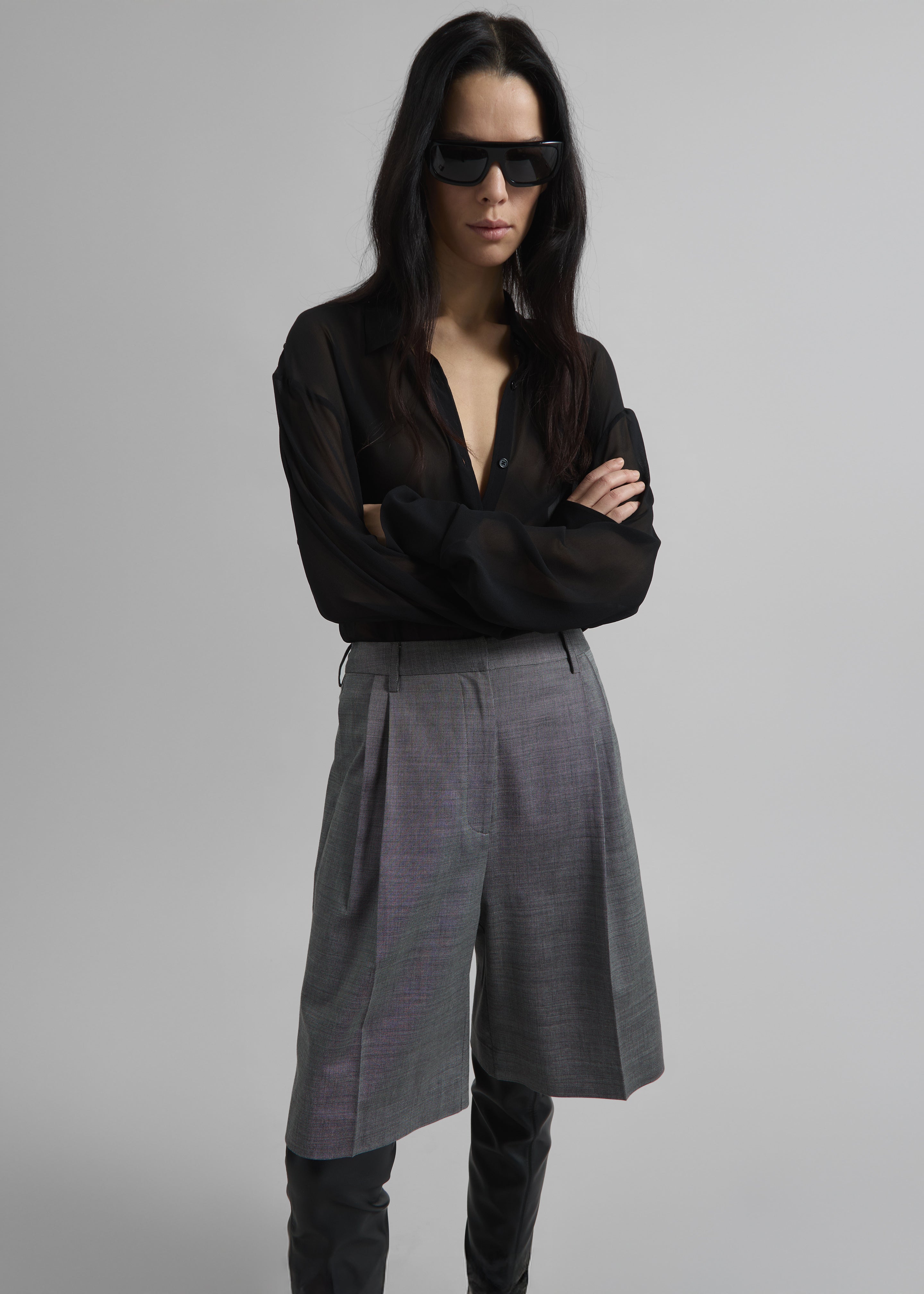 Marfa Pleated Bermuda Shorts - Grey Melange - 6