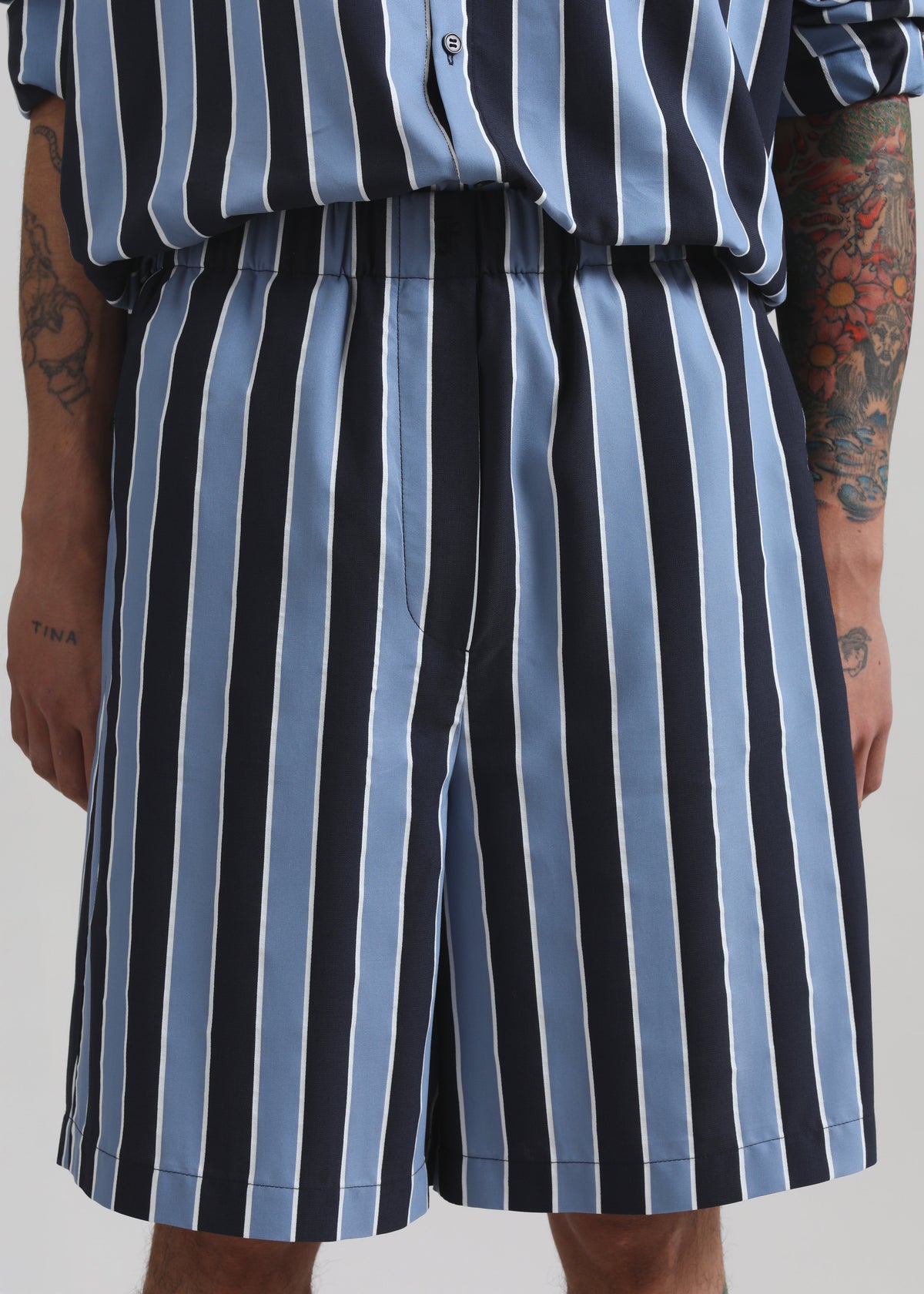 Matthias Striped Bermuda Shorts - Navy Stripe - 4