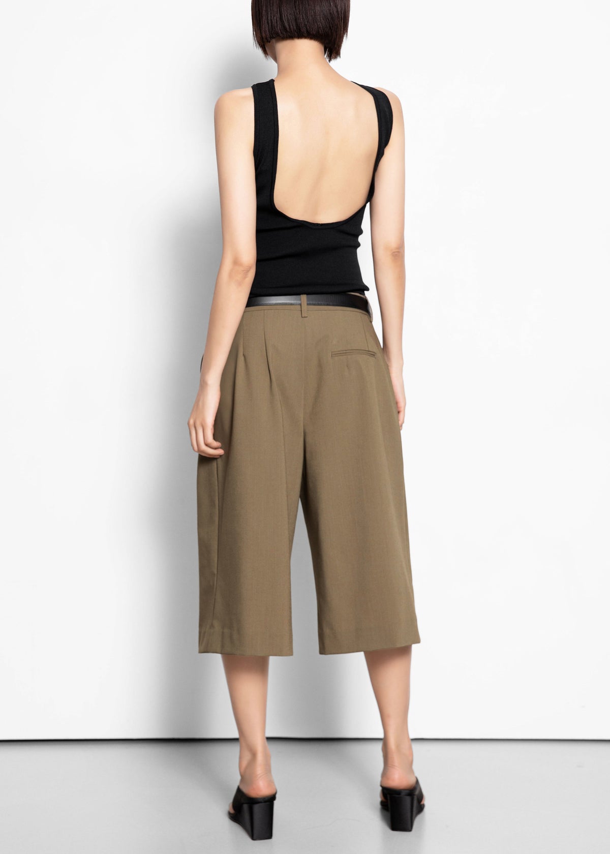 Meldert Bermuda Shorts - Khaki Brown - 9