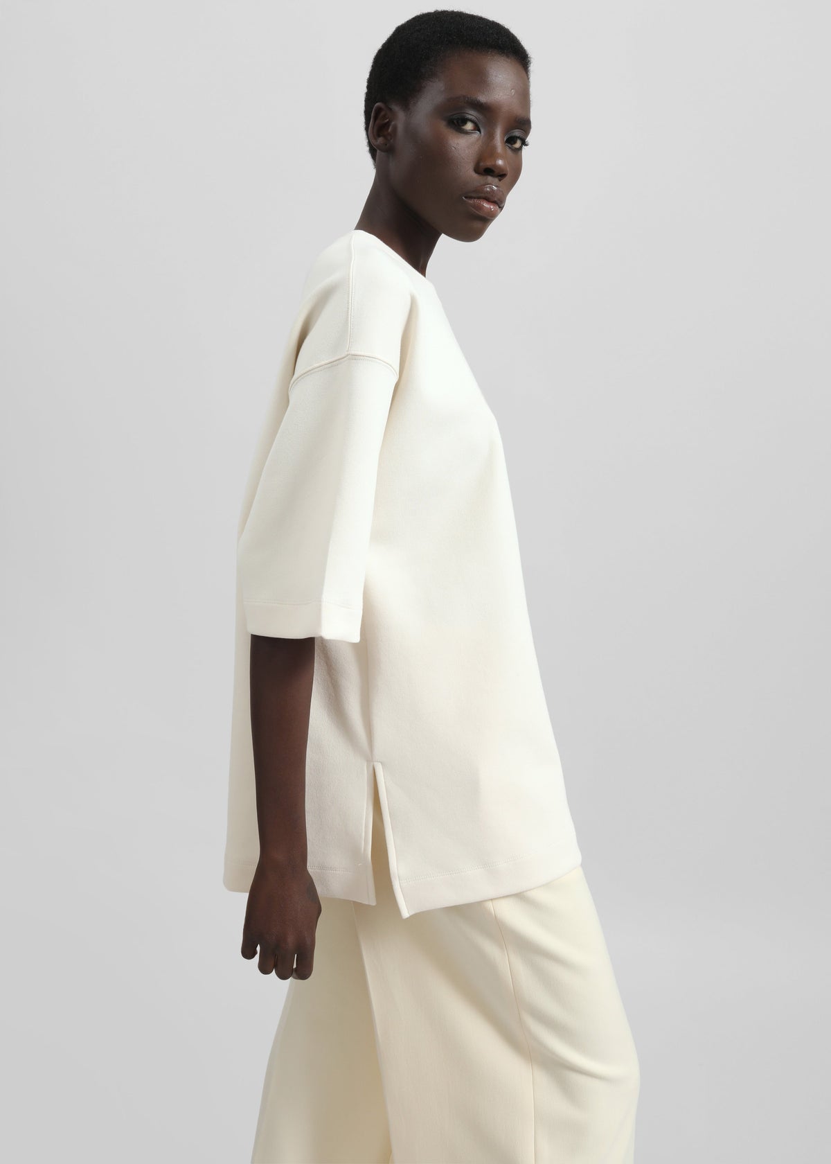 Melor Oversized T-Shirt - Cream - 2