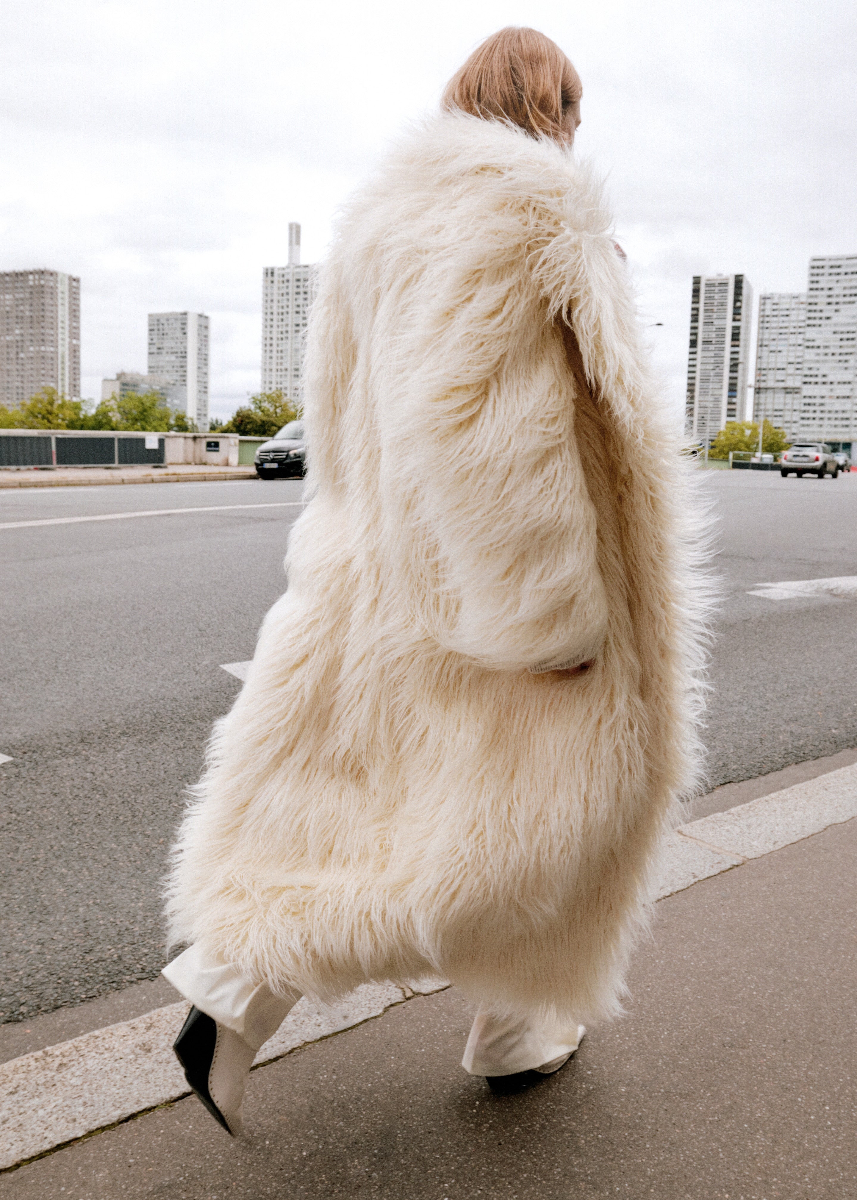 Nicole Long Faux Fur Coat - Off White – Frankie Shop Europe