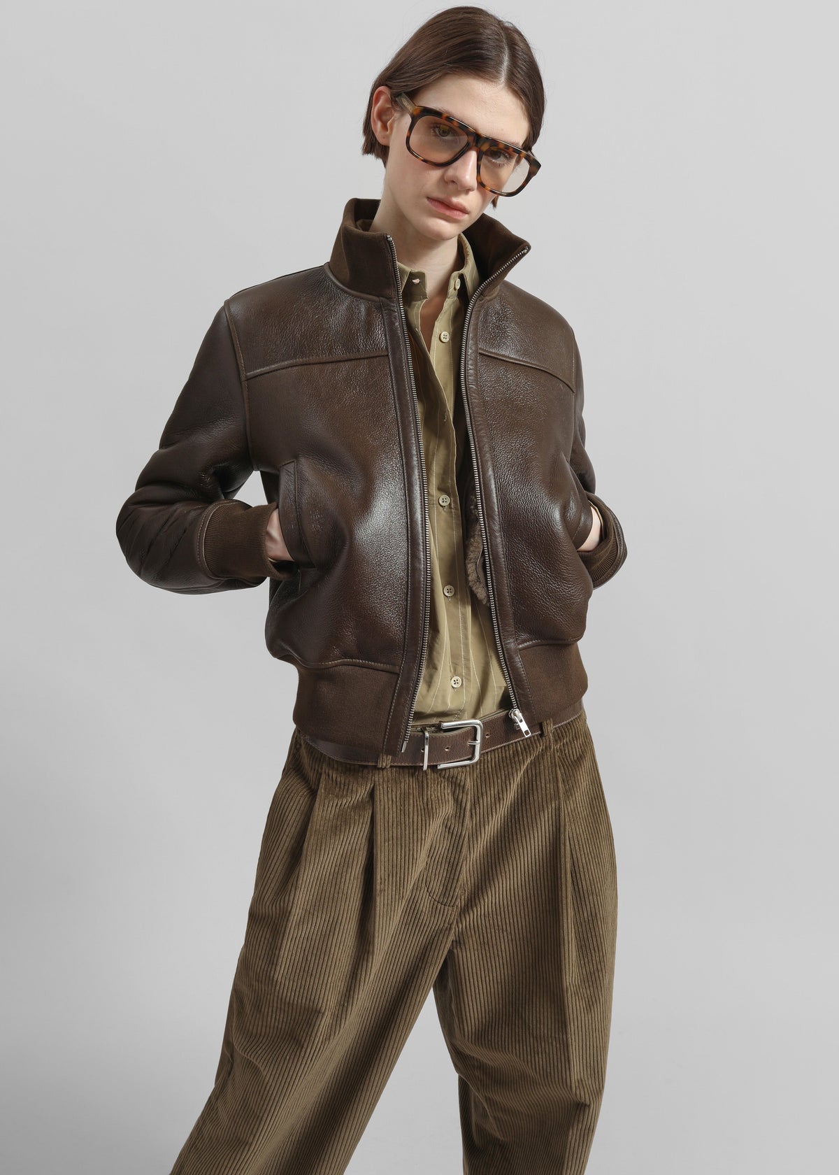 Norstrand Pleated Corduroy Trousers - Olive - 4