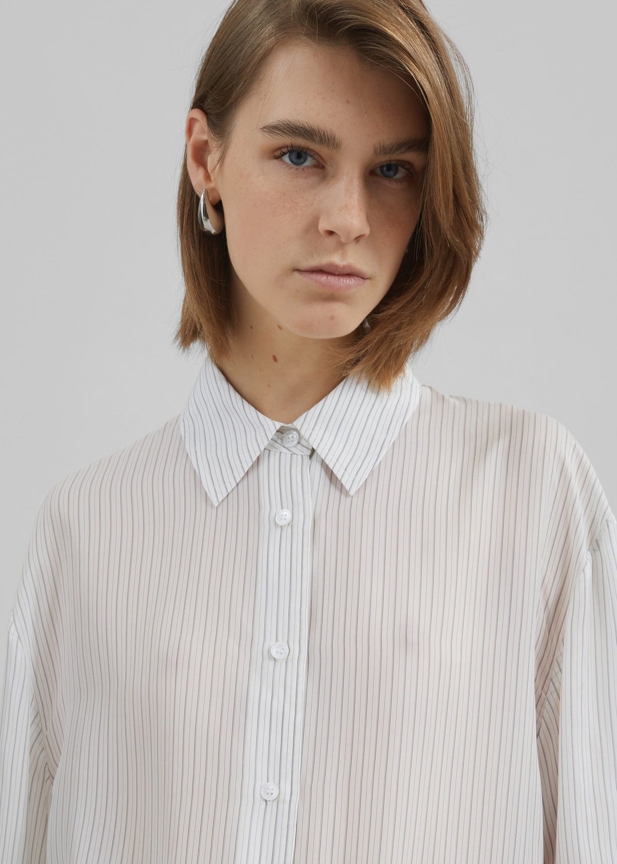 Peri Double Striped Shirt - White/Black Stripe - 3