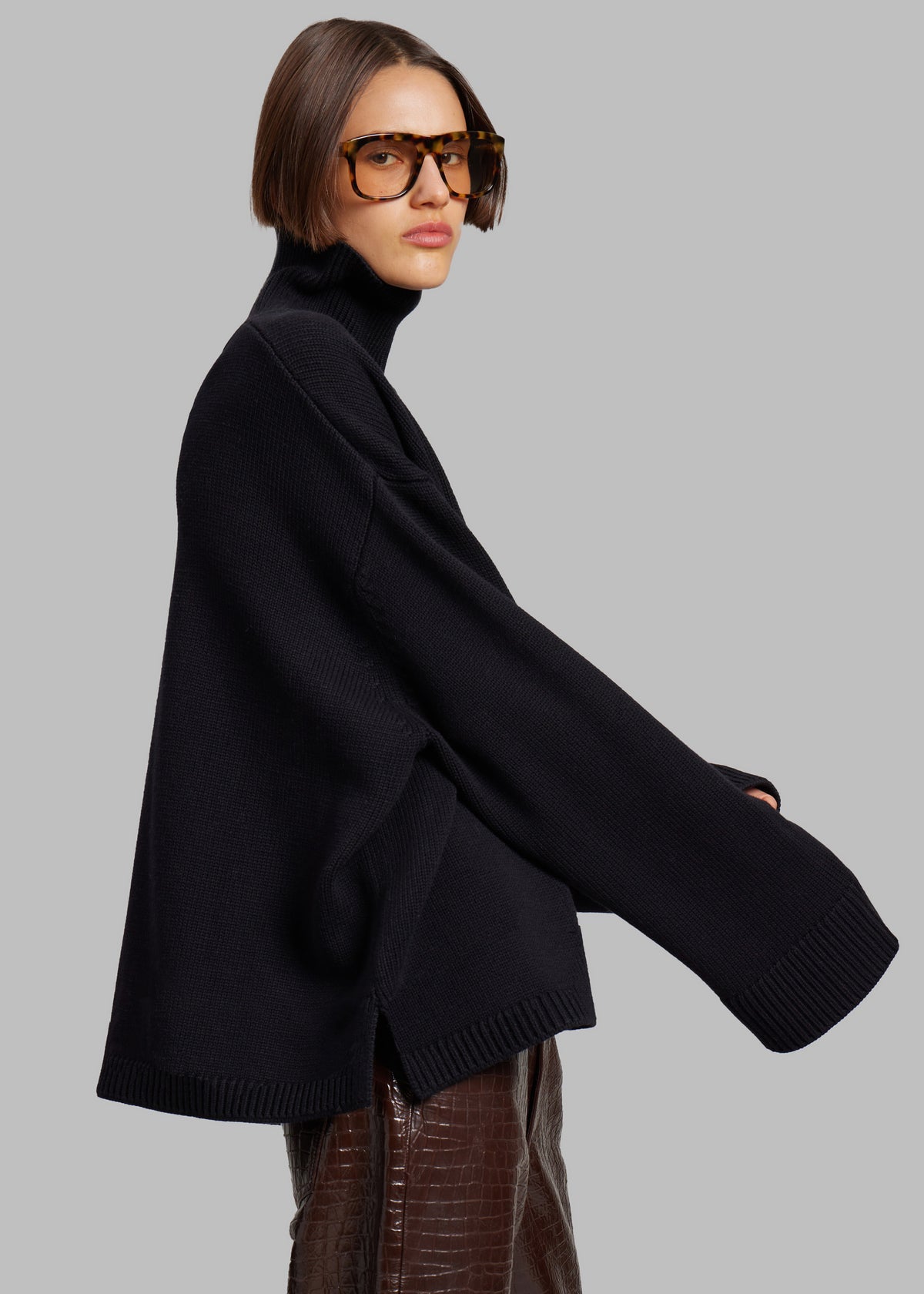 Rhea Trapeze Turtleneck - Black - 9