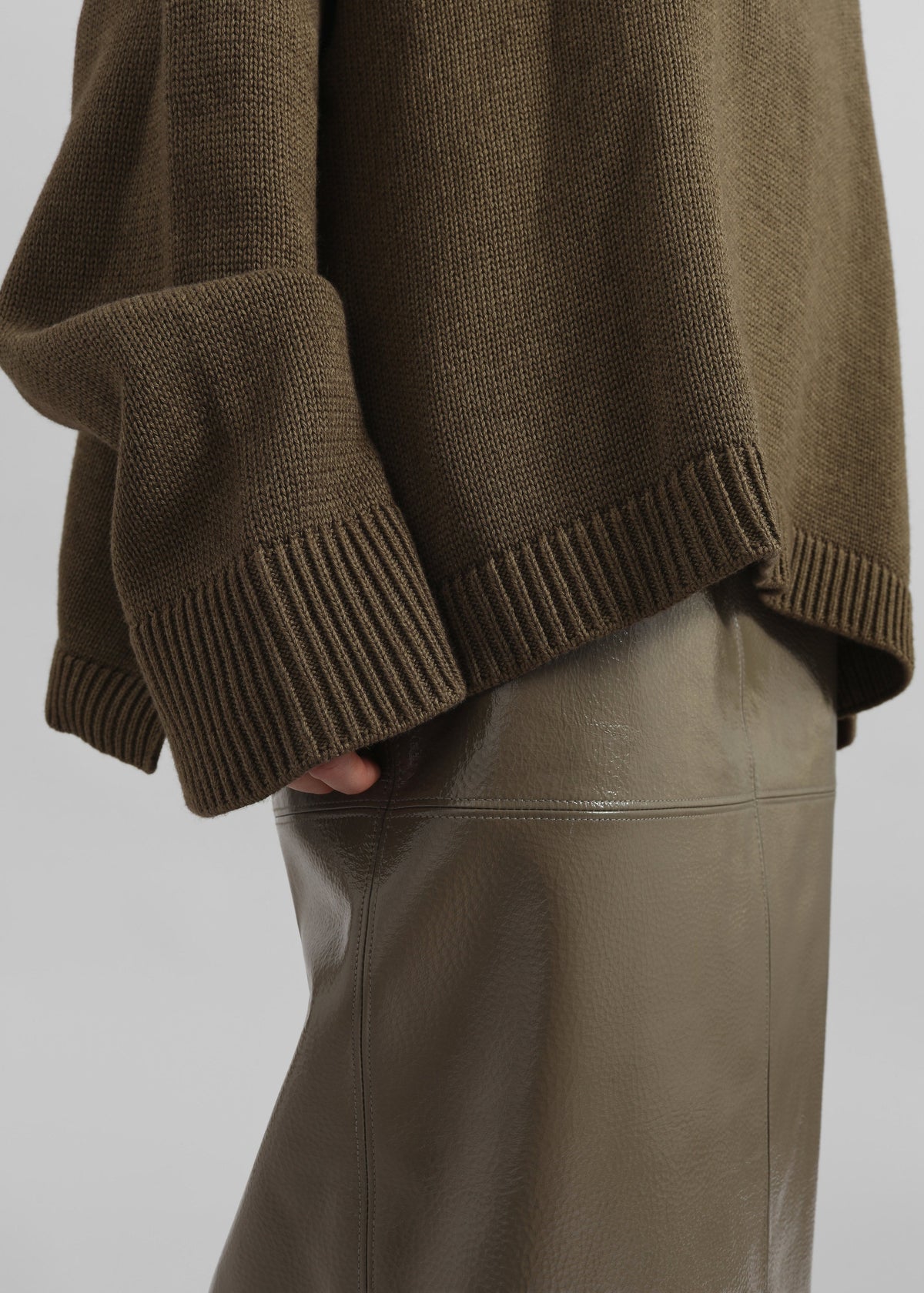 Rhea Trapeze Turtleneck - Olive - 5