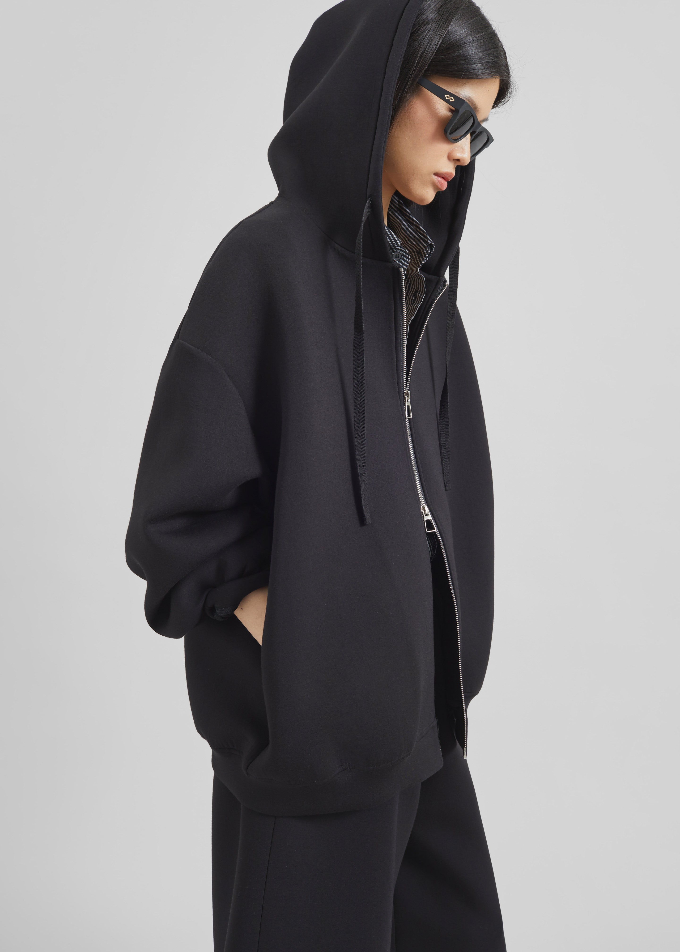 Rian Oversized Hoodie - Black - 6